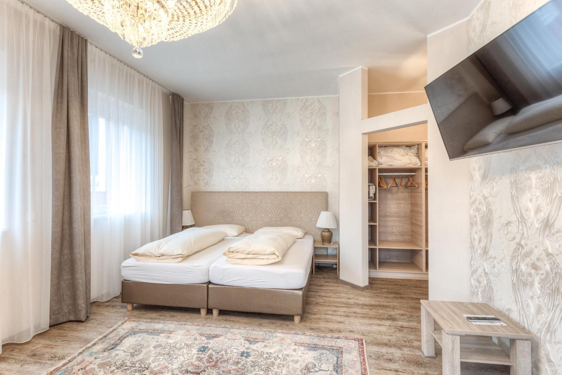 Comfort Quadruple Room (2-4 Adults)