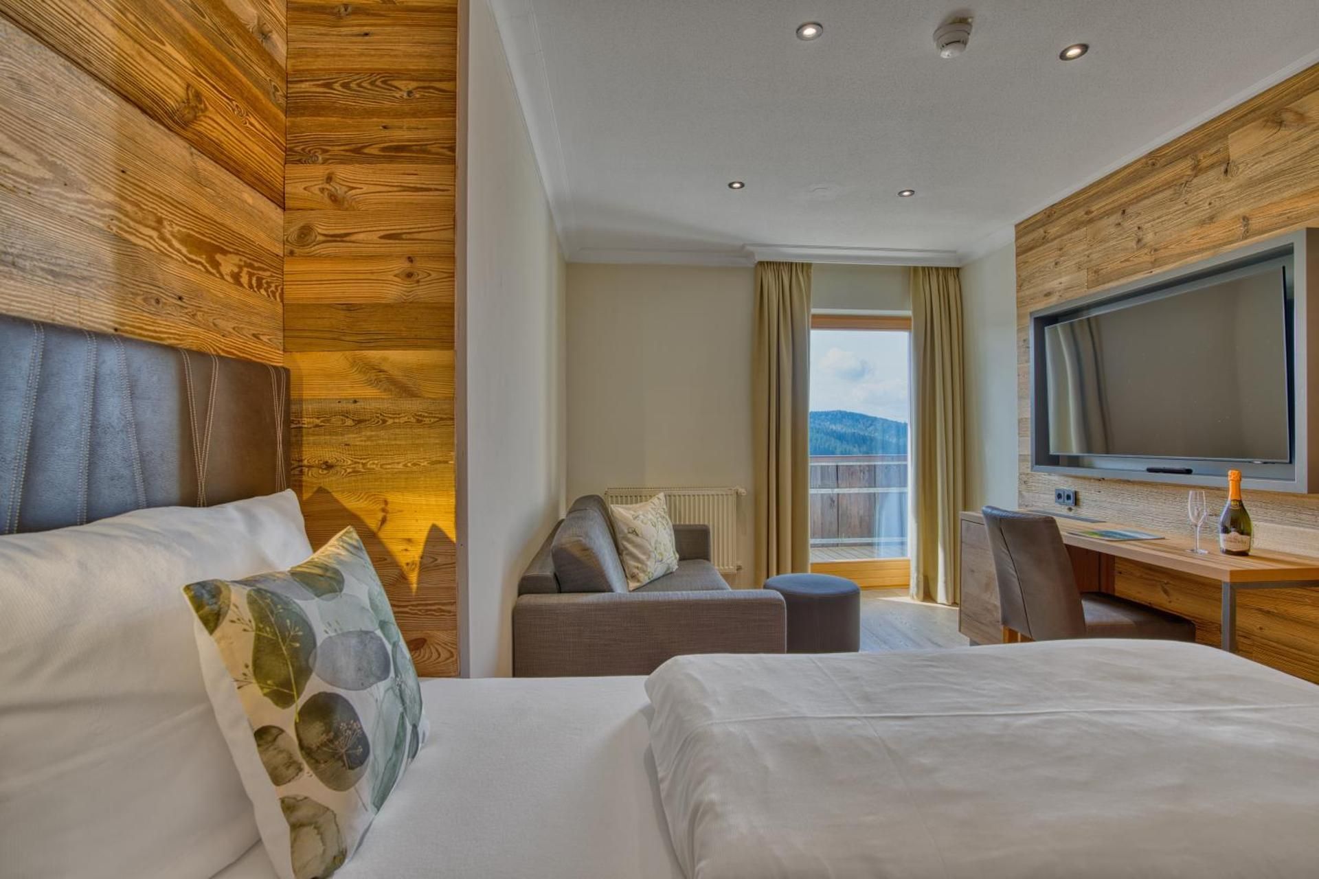 Deluxe Junior Suite