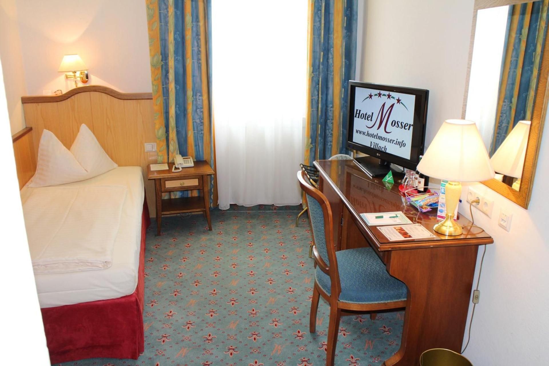 Small Single Room