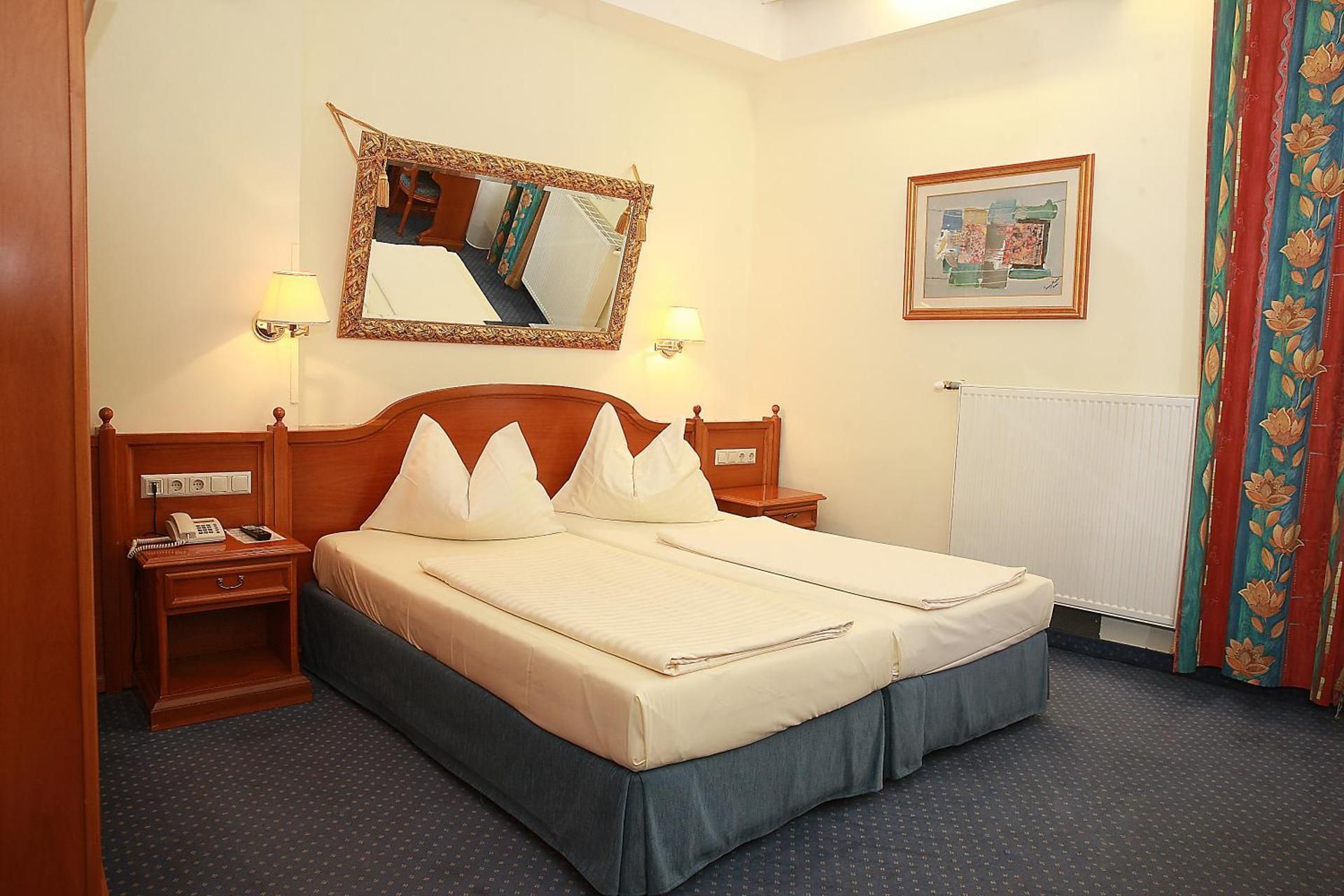 Classic Double Room