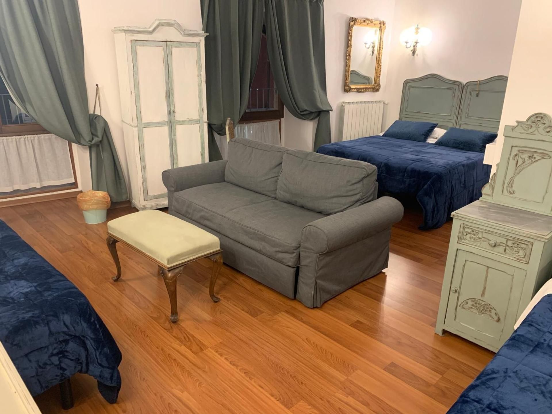 Quadruple Room with Shower