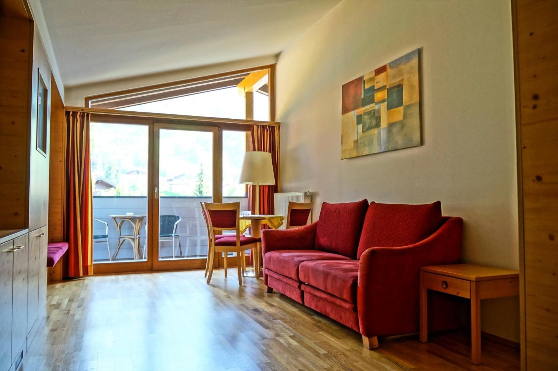 One-Bedroom Suite with Balcony or Terrace
