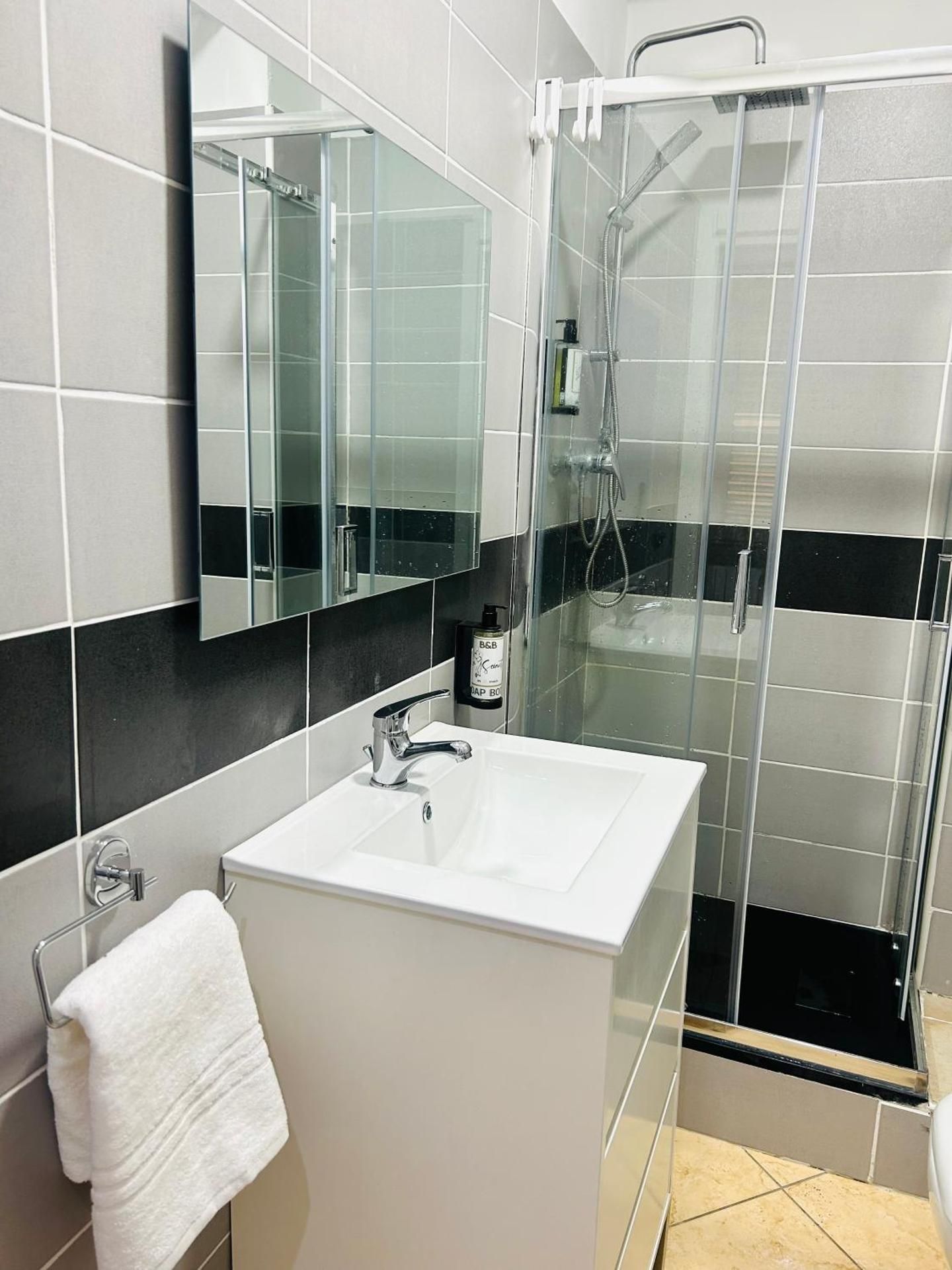 Large Double Room