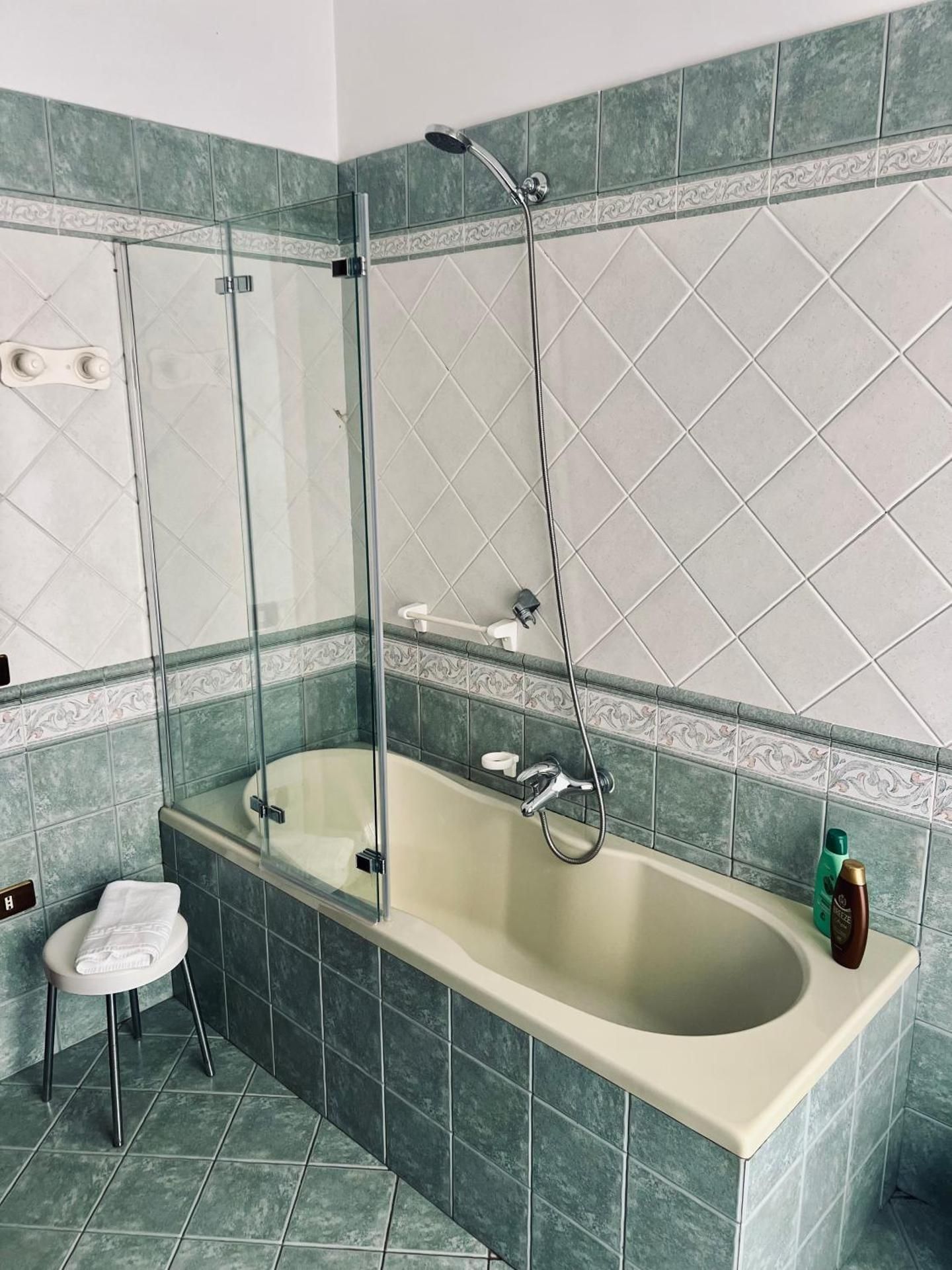 Montesanto 25 Double Room 3