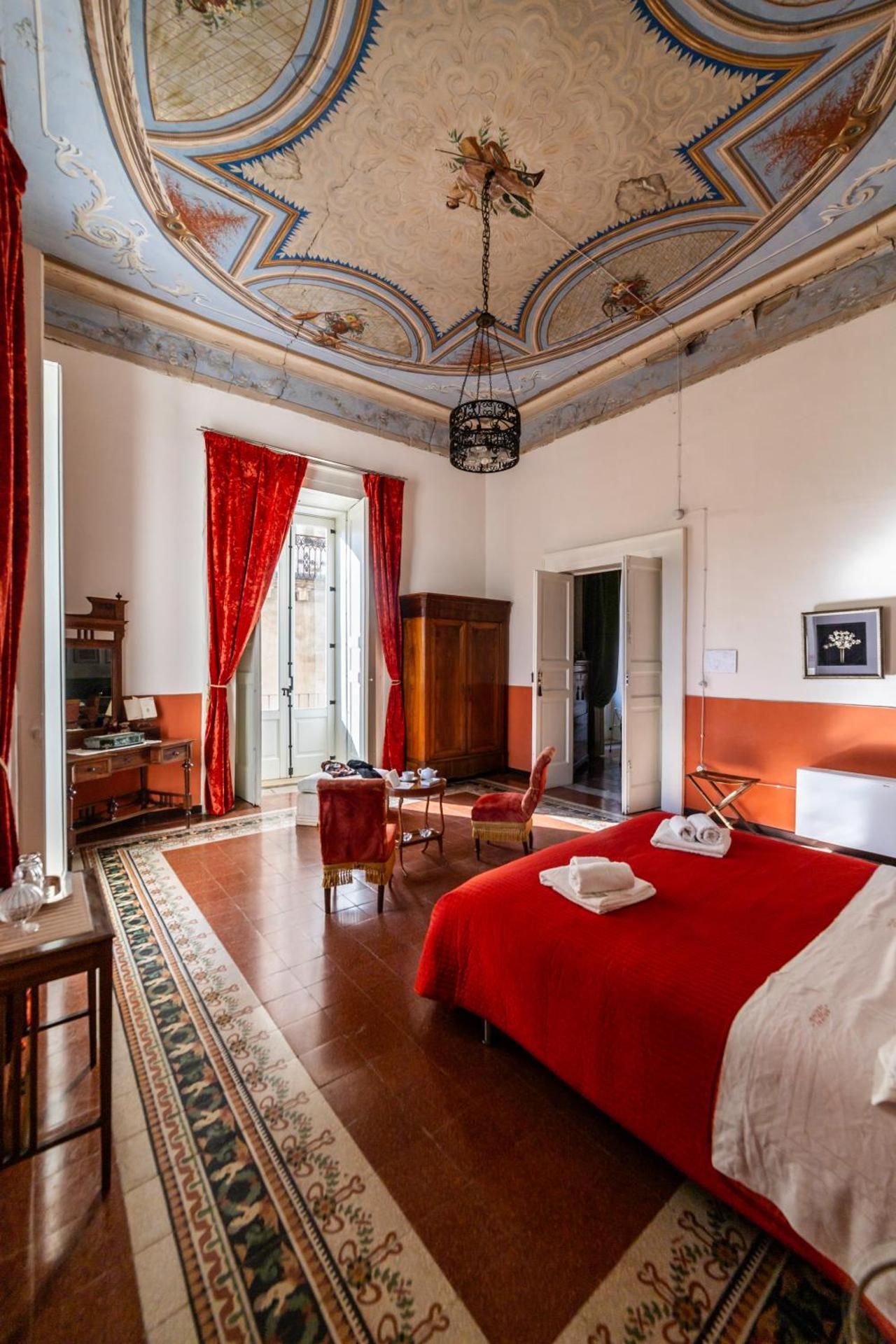 Double Room with Private External Bathroom