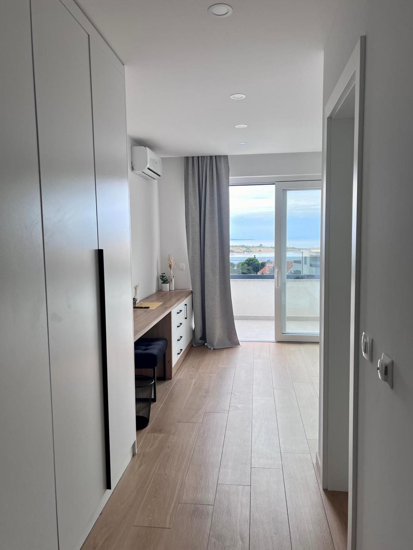 Deluxe Suite with Sea View