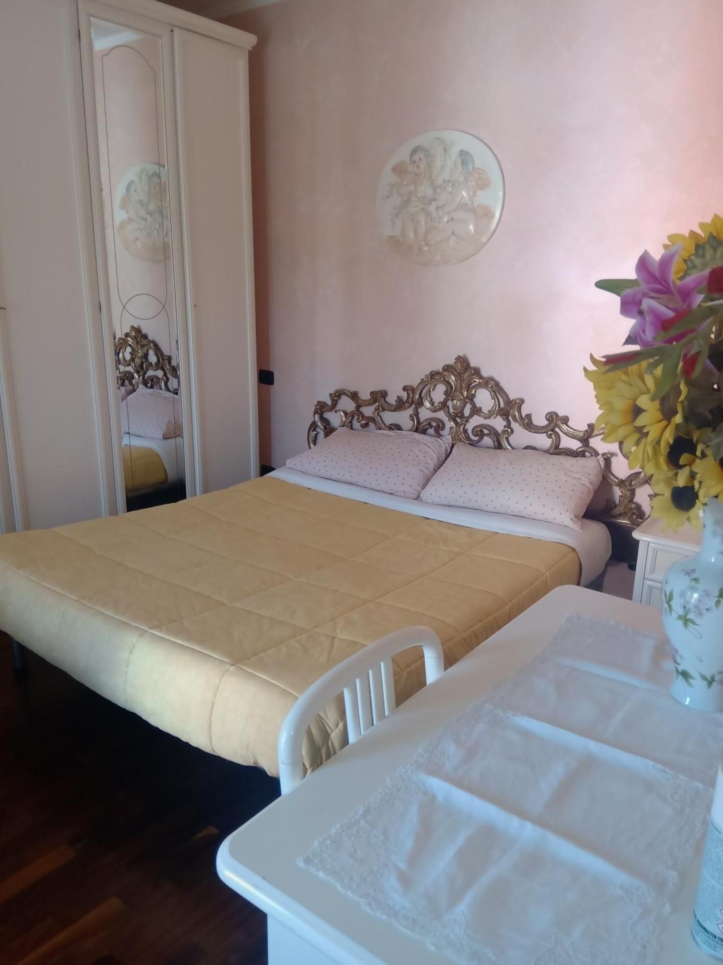 Double or Twin Room with Private External Bathroom