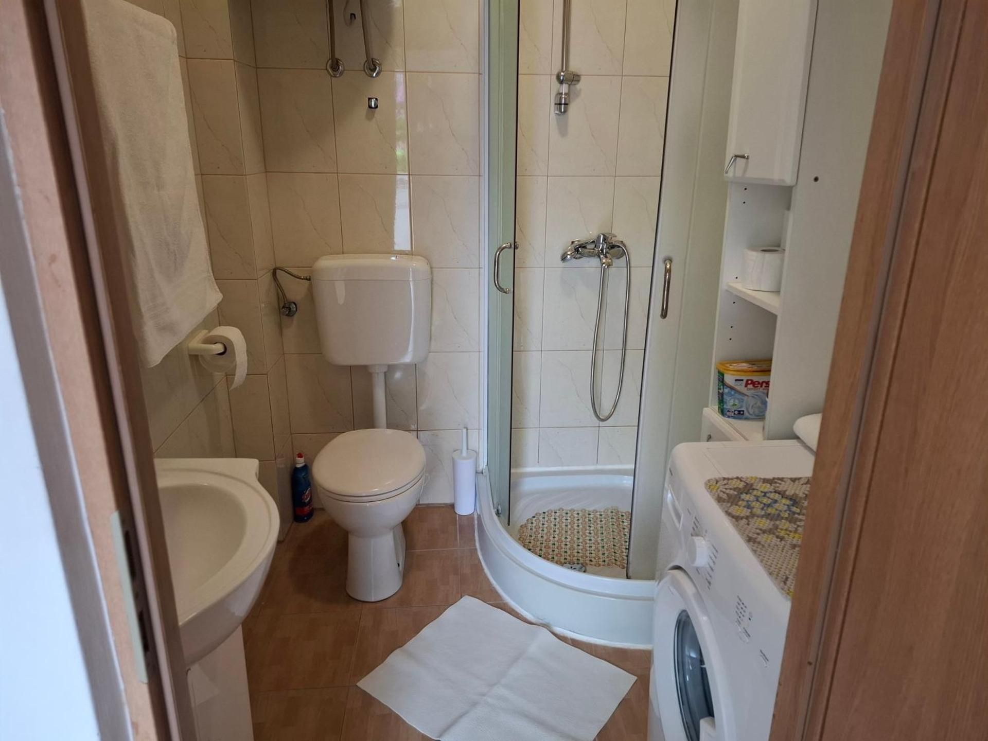 One-Bedroom Apartment - Ground Floor