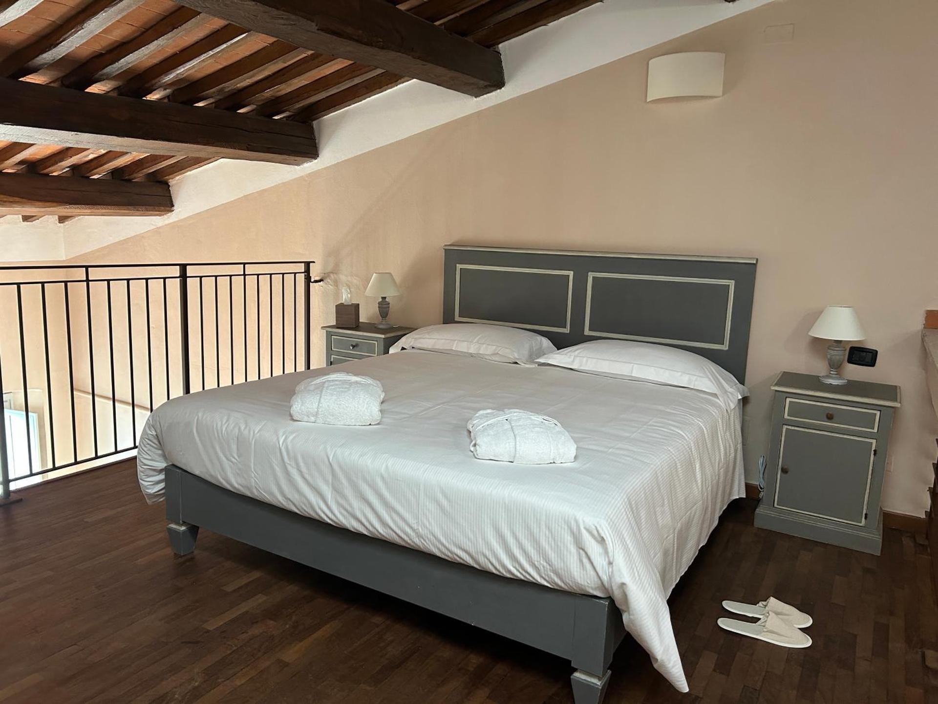 One-Bedroom Standard Apartment