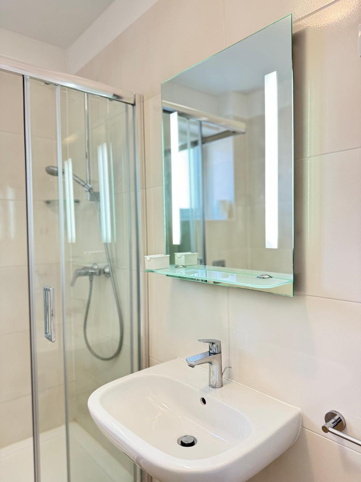 Comfort Two-Bedroom Apartment with Balcony