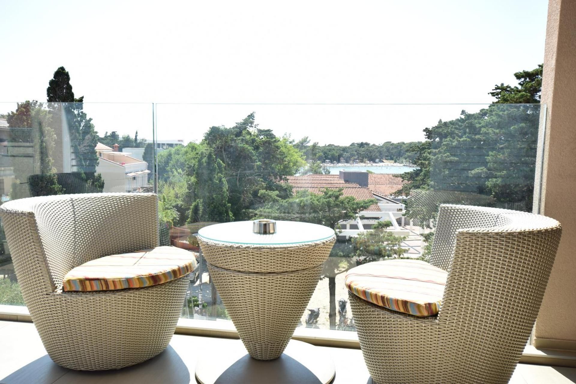 Two-Bedroom Apartment with Balcony and Sea View
