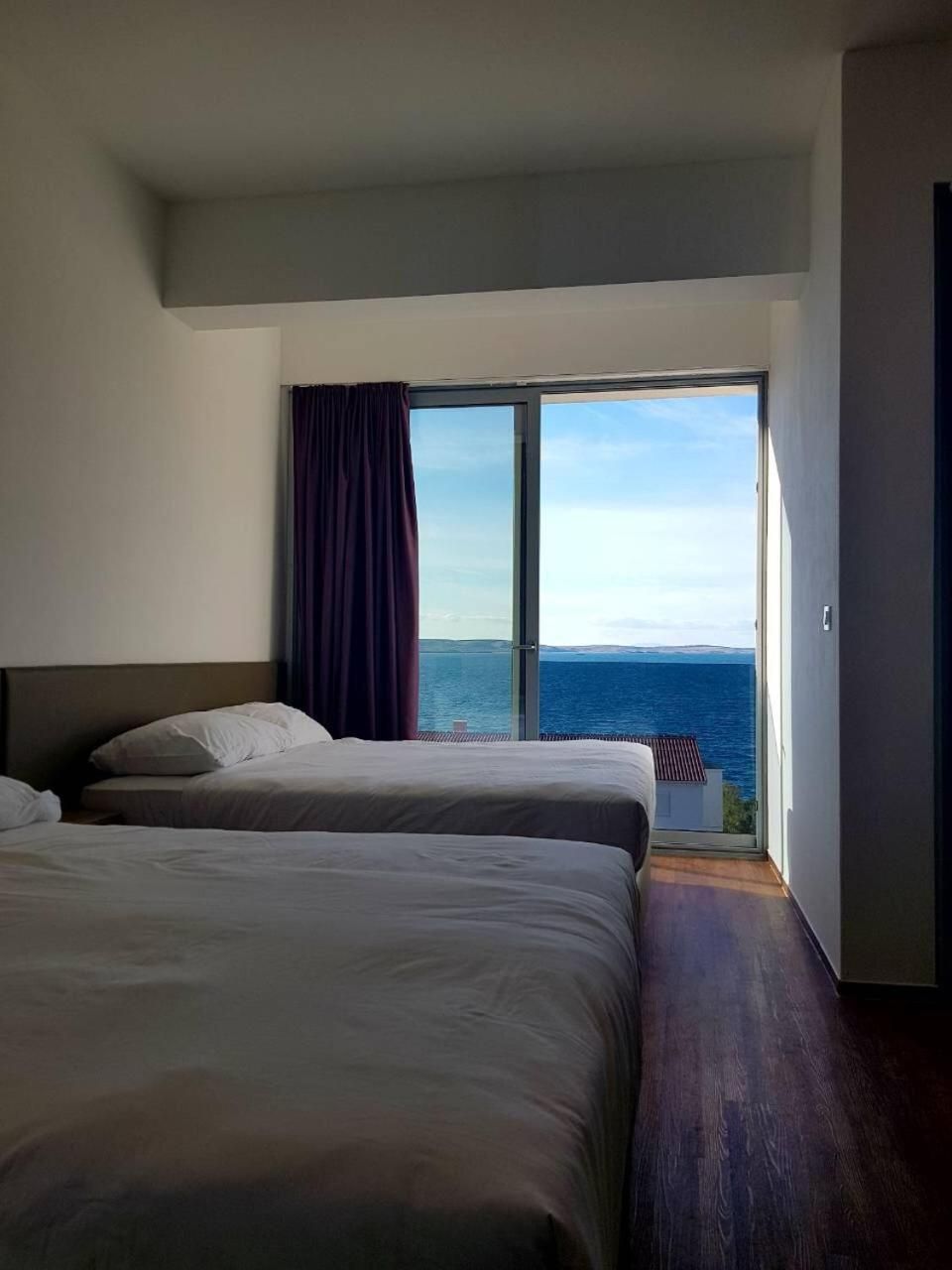 Deluxe Double Room with Balcony and Sea View
