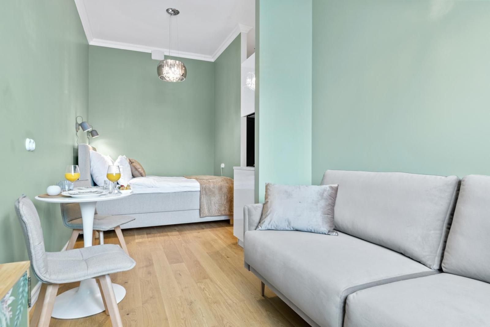 Studio Apartment