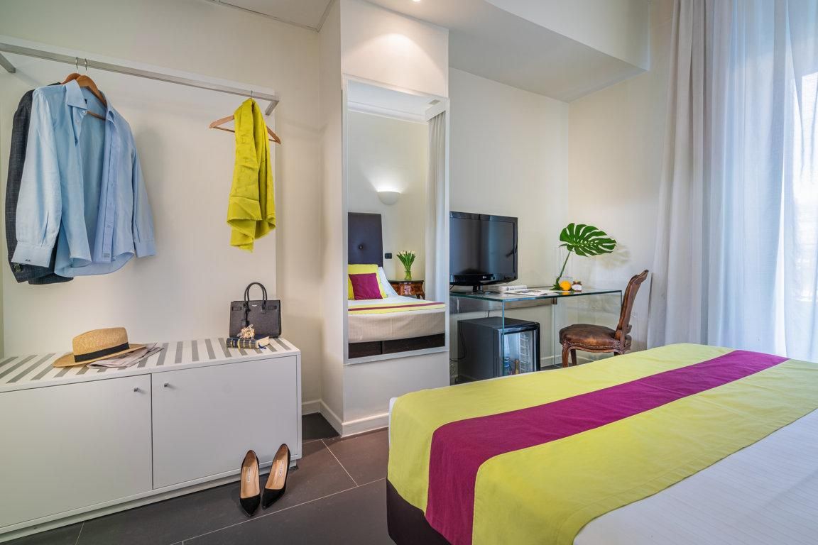 Deluxe King Room