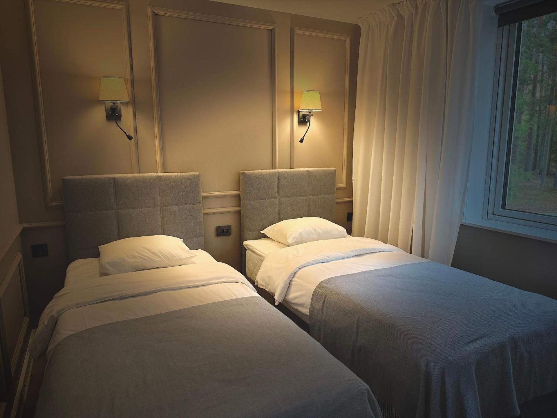 Superior Double or Twin Room with Lake View
