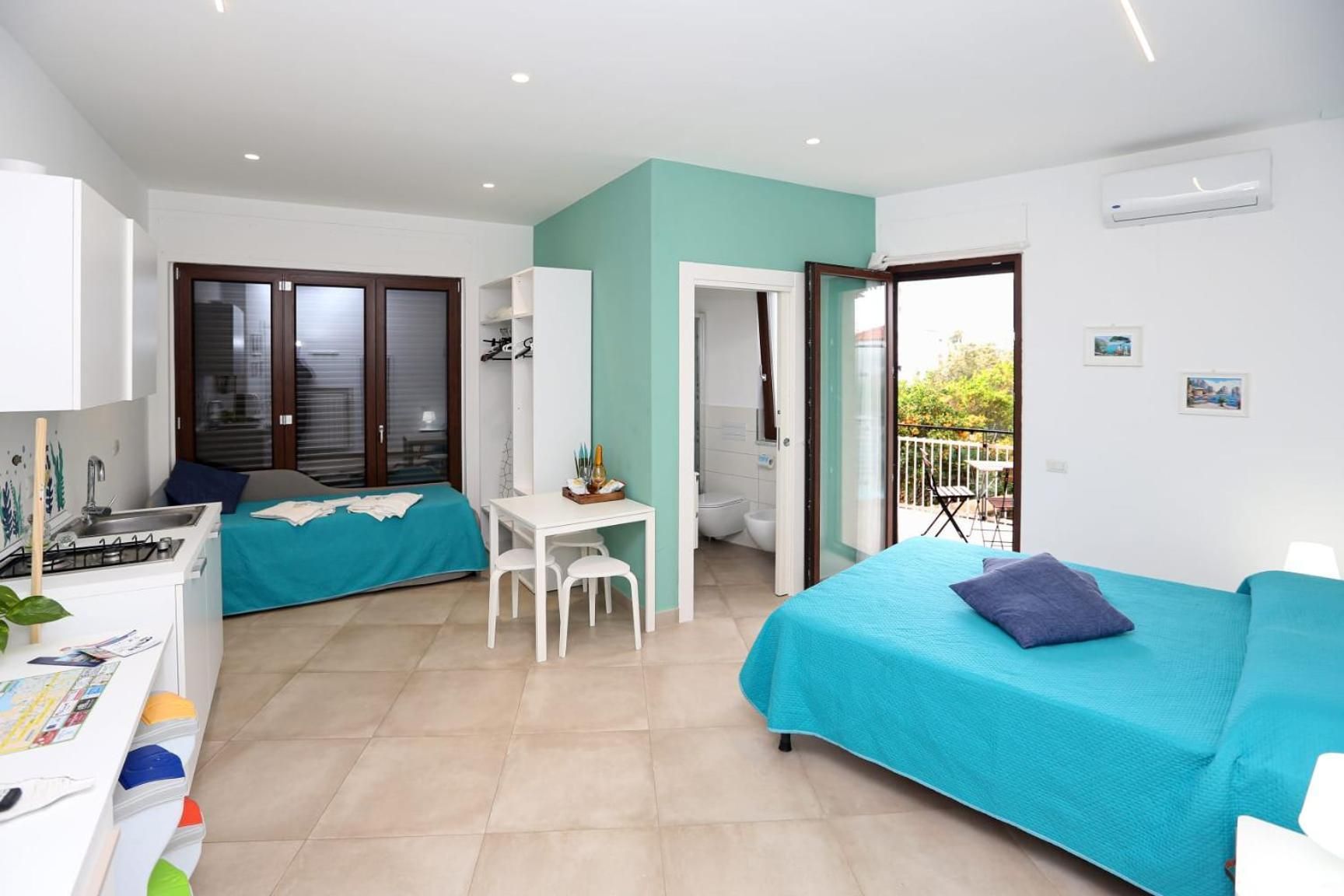 Triple Room with Terrace
