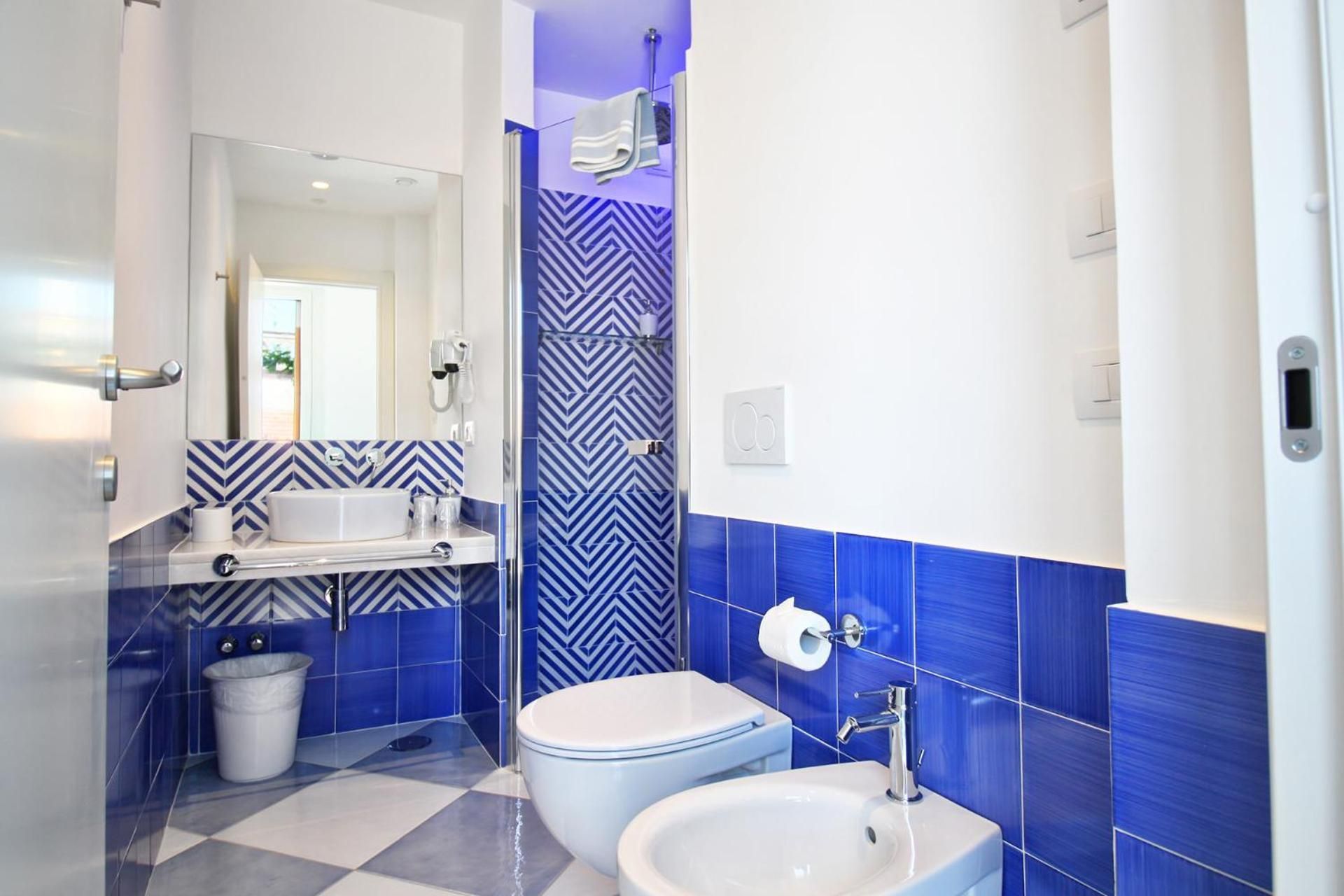 Double or Twin Room with Private Bathroom