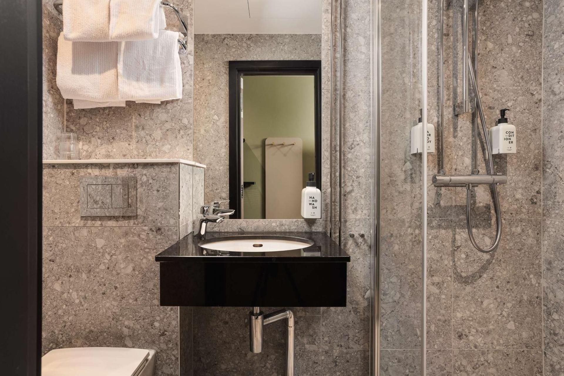 Scandic Holberg Economy Double Room 3