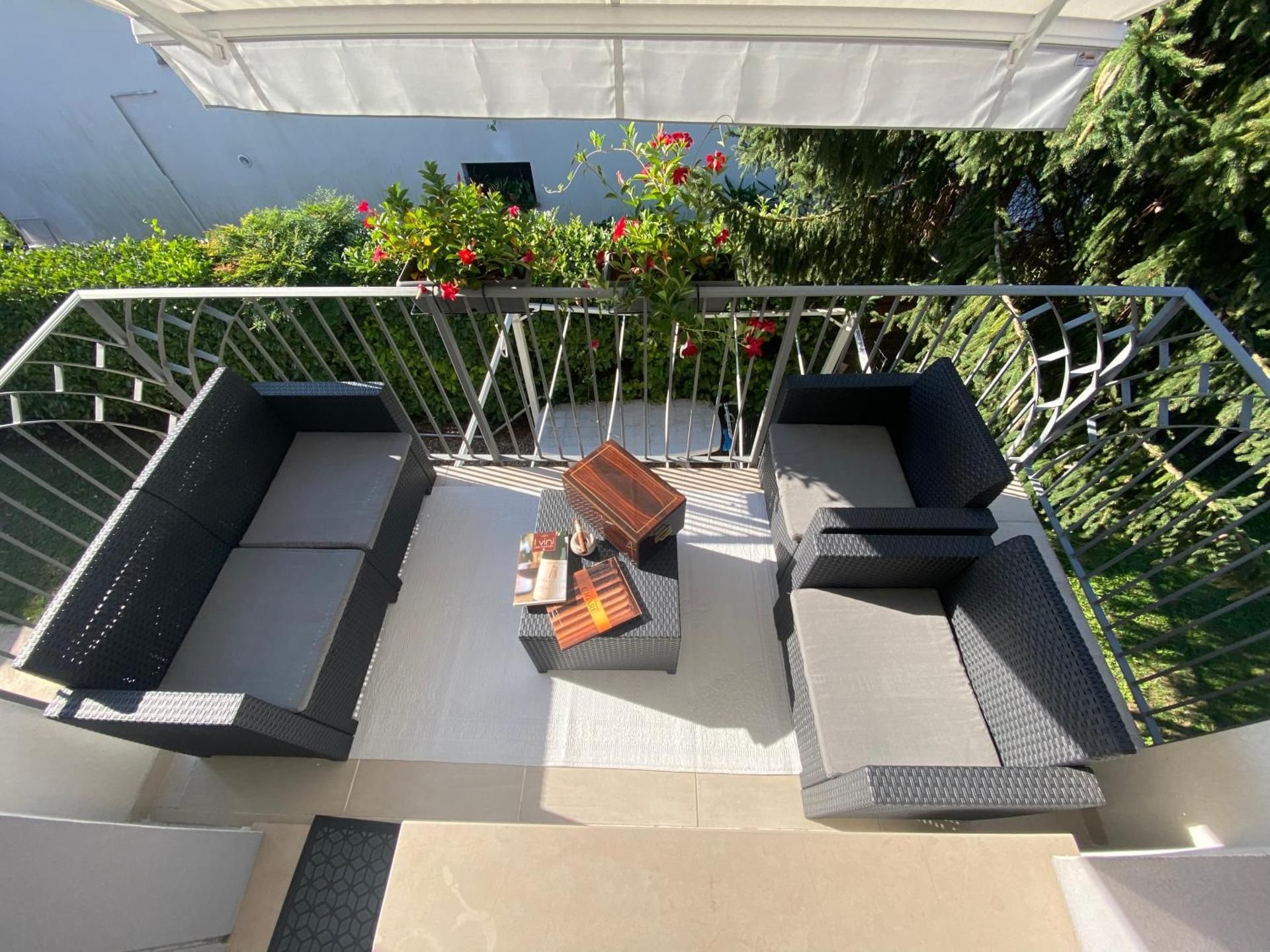 My Comfort Queen Room with Spa Bath 2