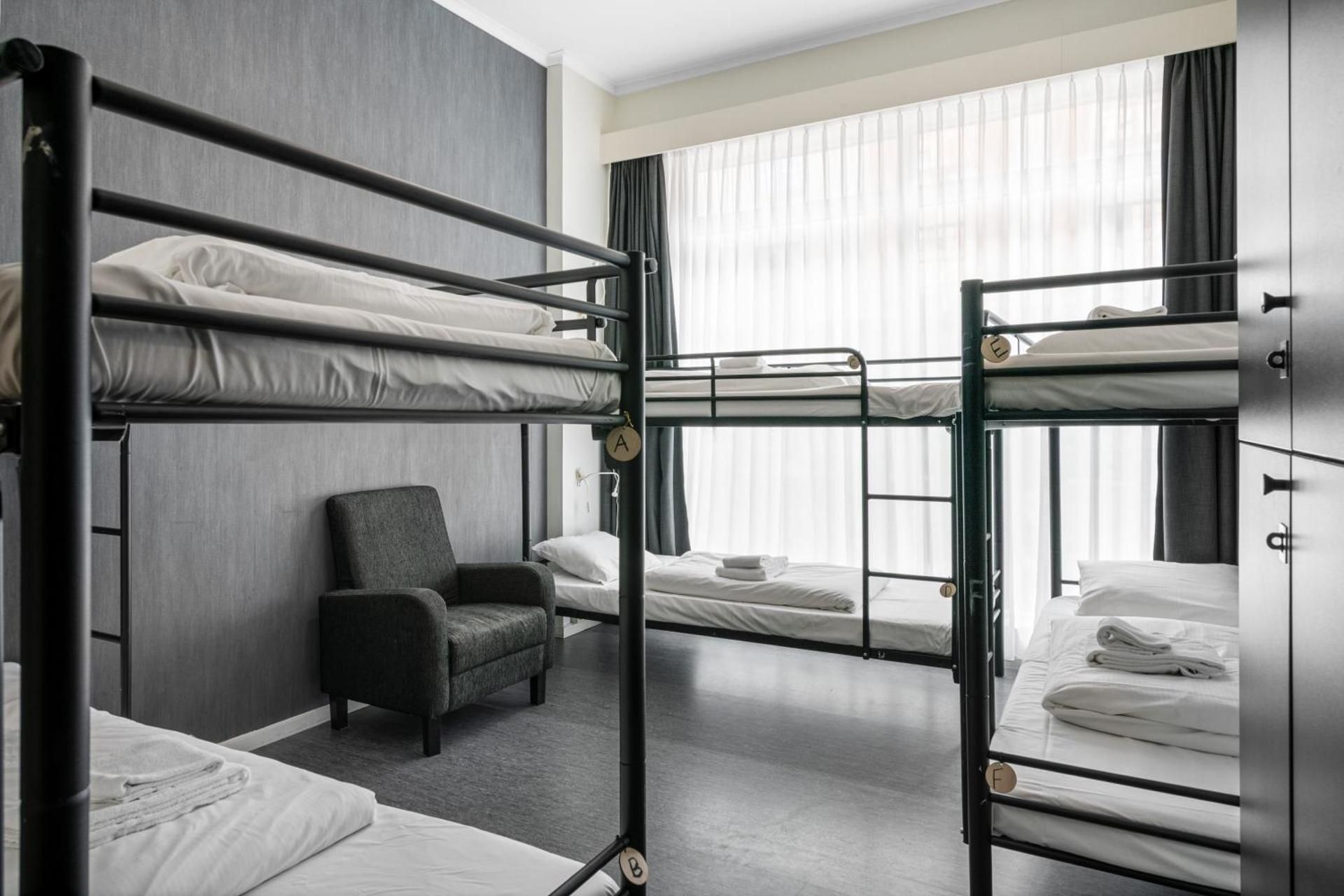 Bed in 6 Bed Mixed Dormitory