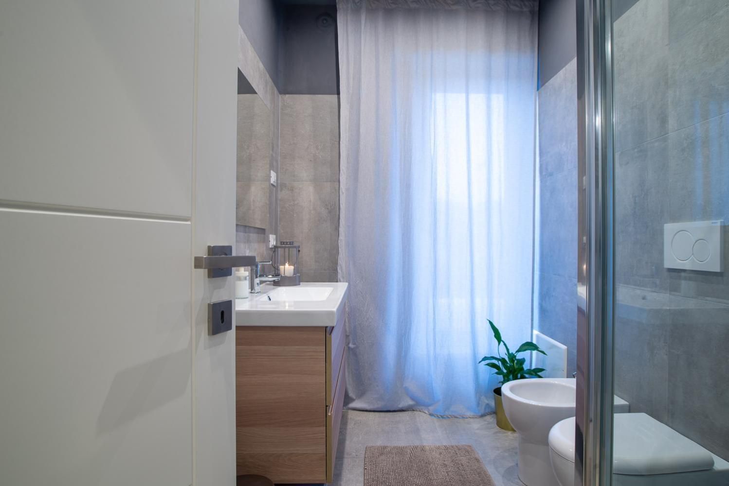 BR Treviso Train Station Apartments One-Bedroom Apartment