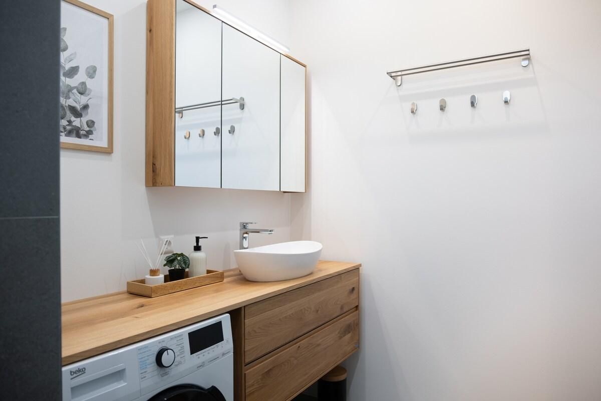 022734debee3658574261b0a8e63cf9d