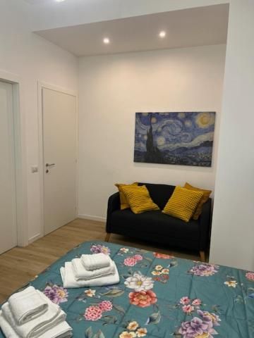 Deluxe Studio
