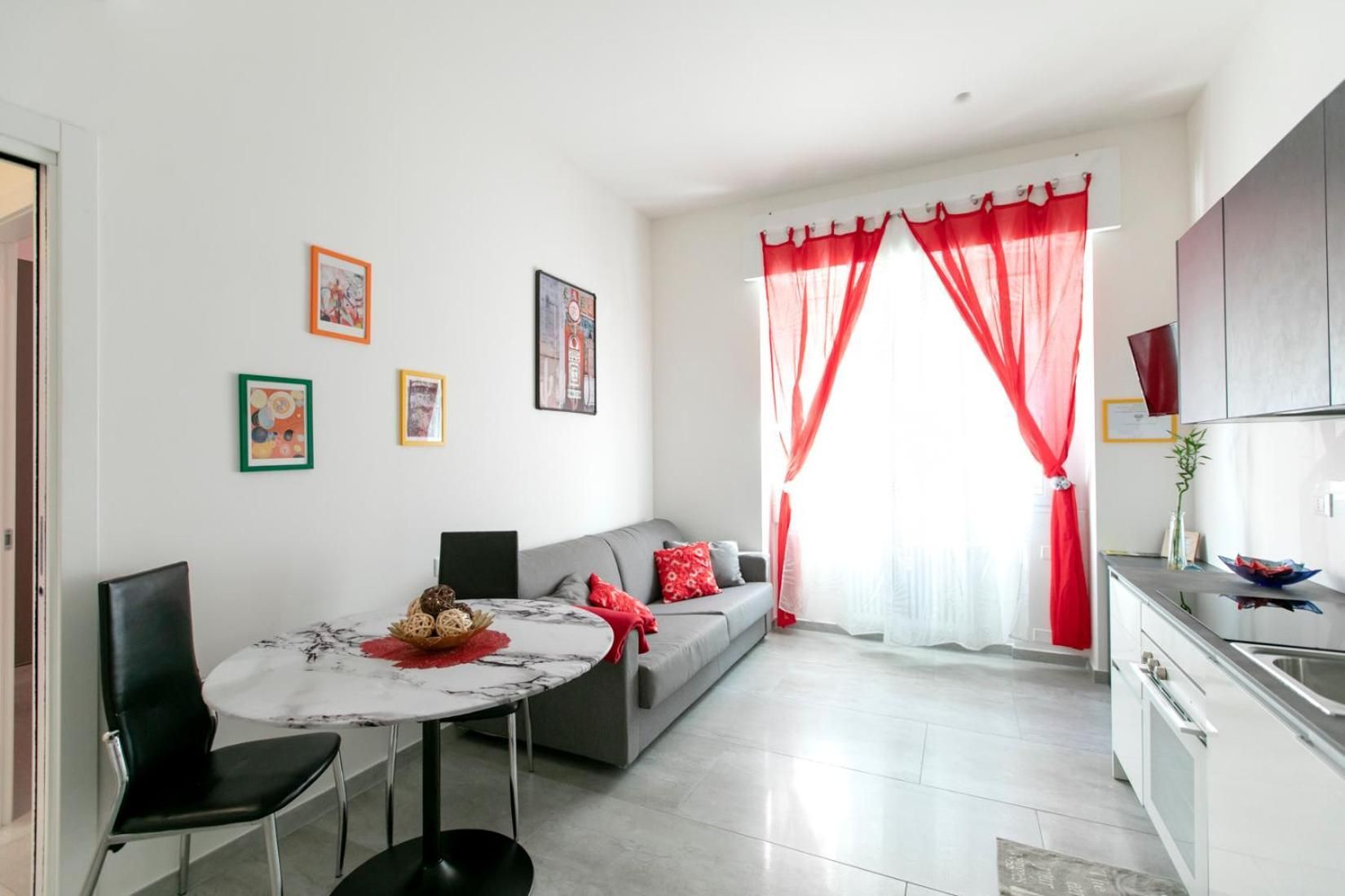 One-Bedroom Apartment