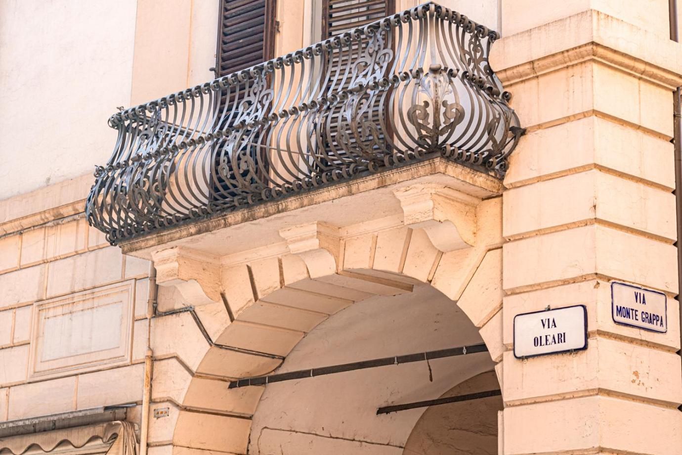 Ariam Guesthouse
