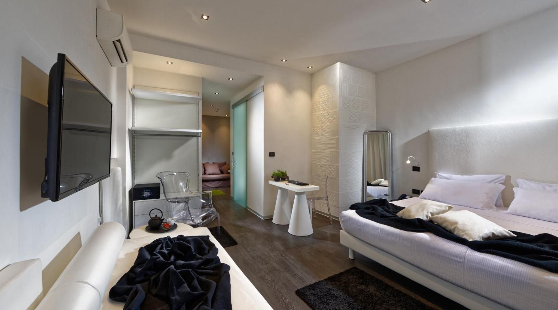 Executive Family Room