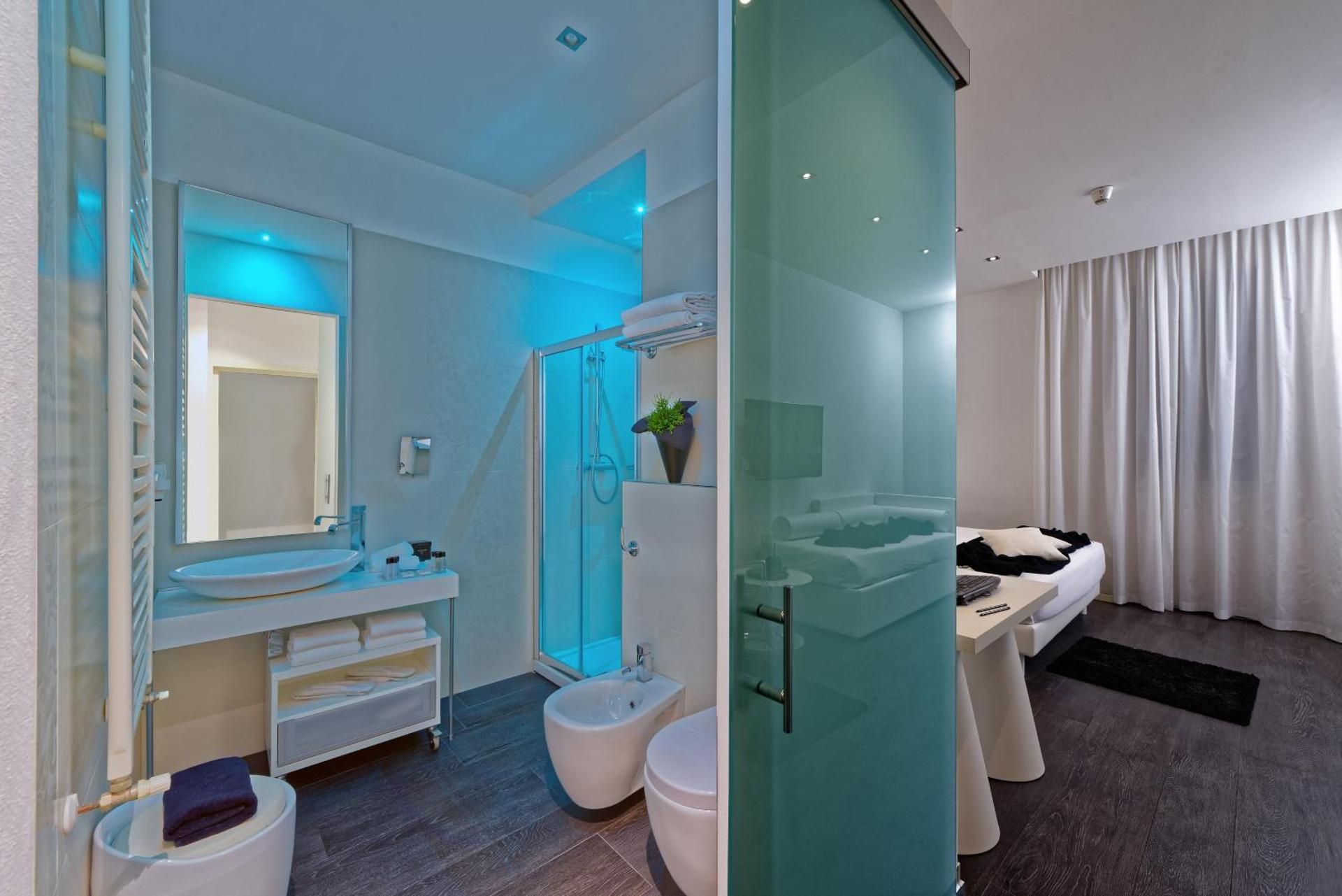 Executive Family Room