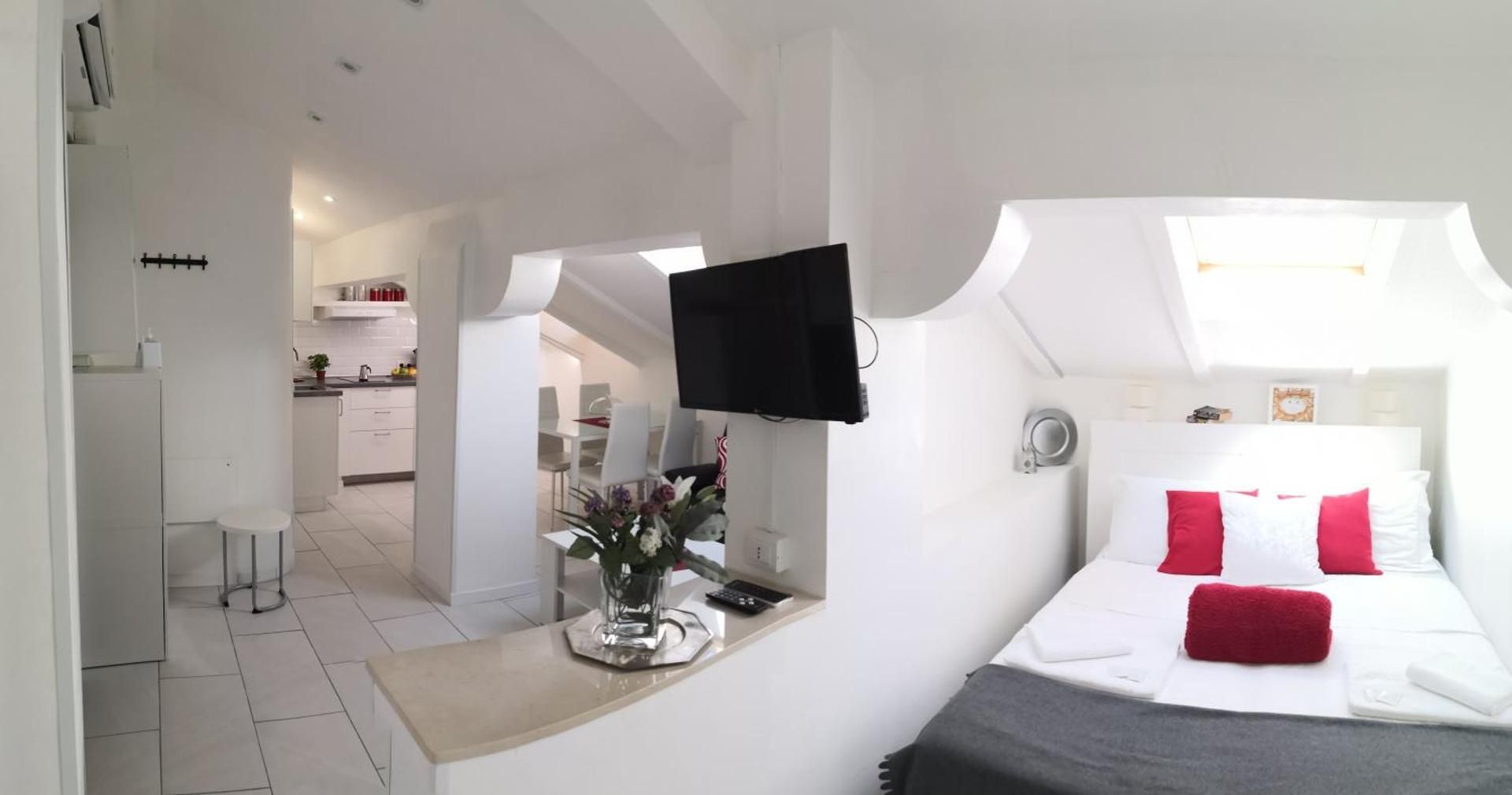 3-Tourist House Bologna-Mansarda - Self check-in One-Bedroom Apartment - Attic