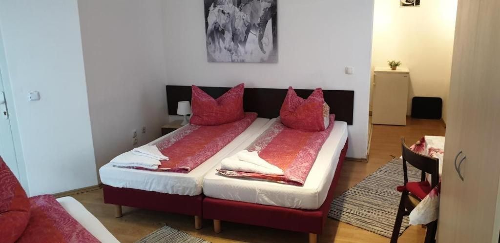 Comfort Triple Room