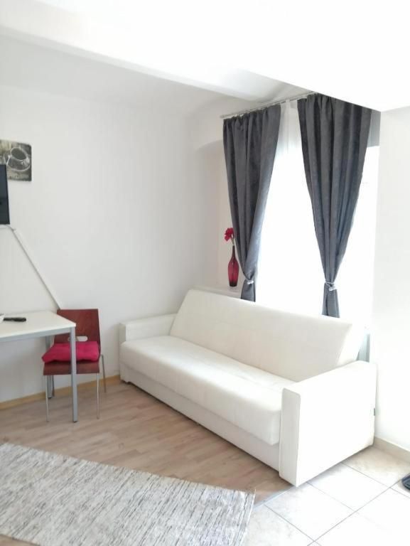 Basic Triple Room