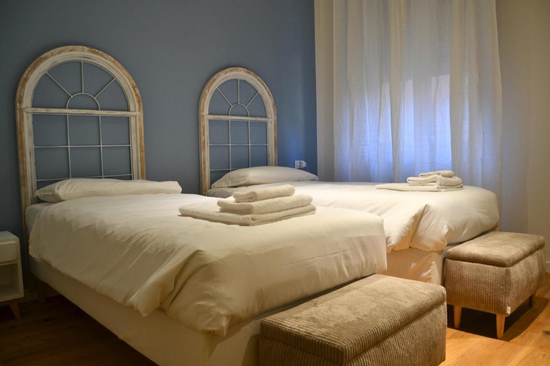 Three-Bedroom Deluxe Apartment