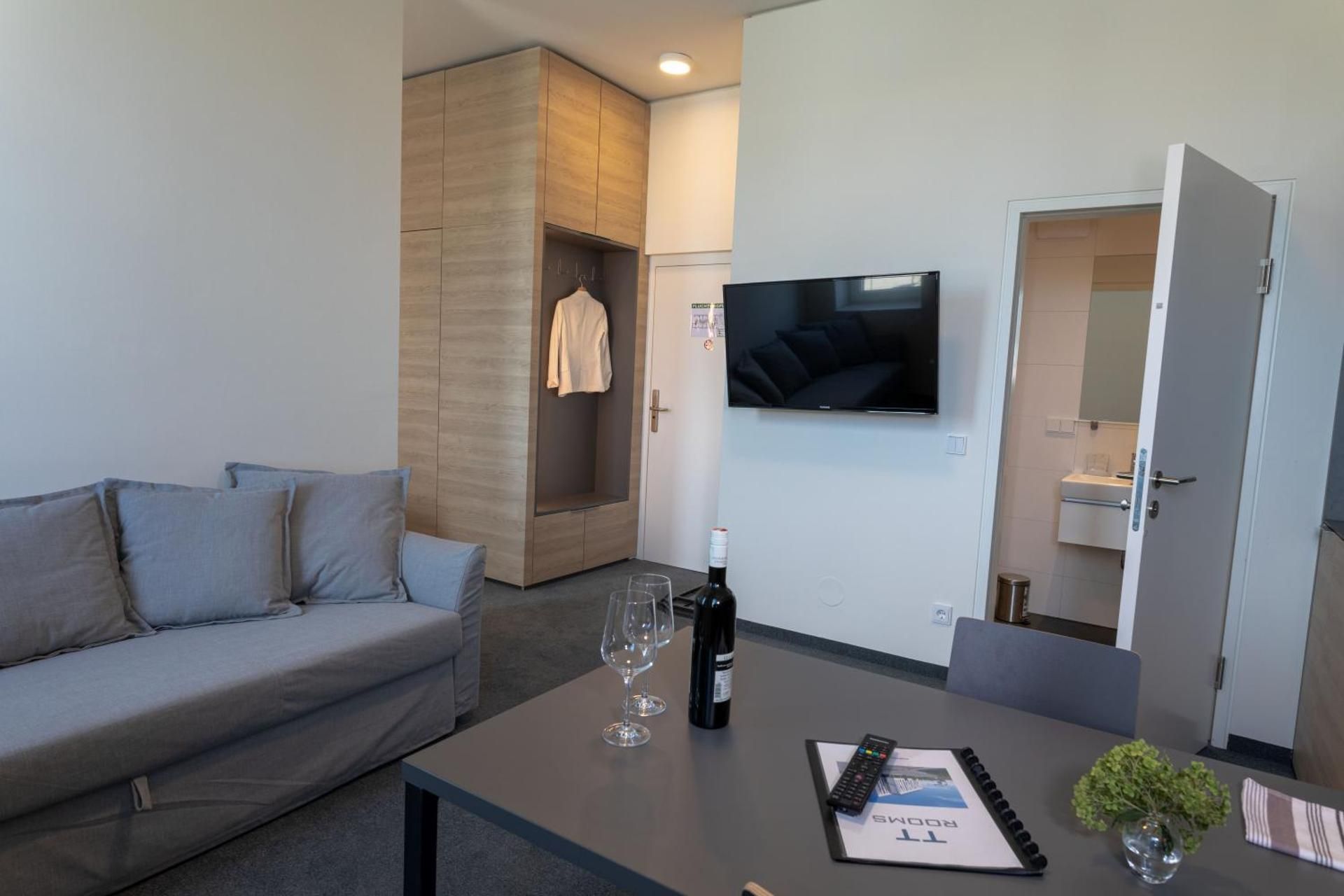 Superior Apartment