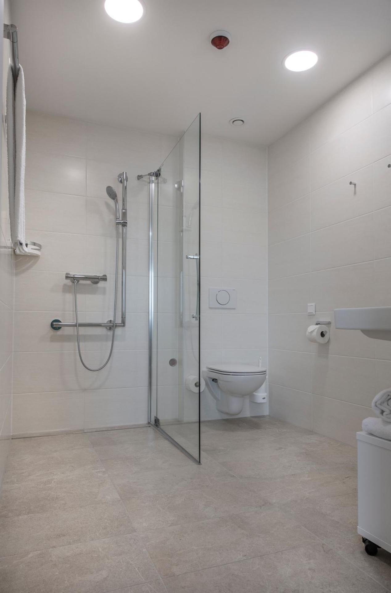 Double or Twin Room - Disability Access