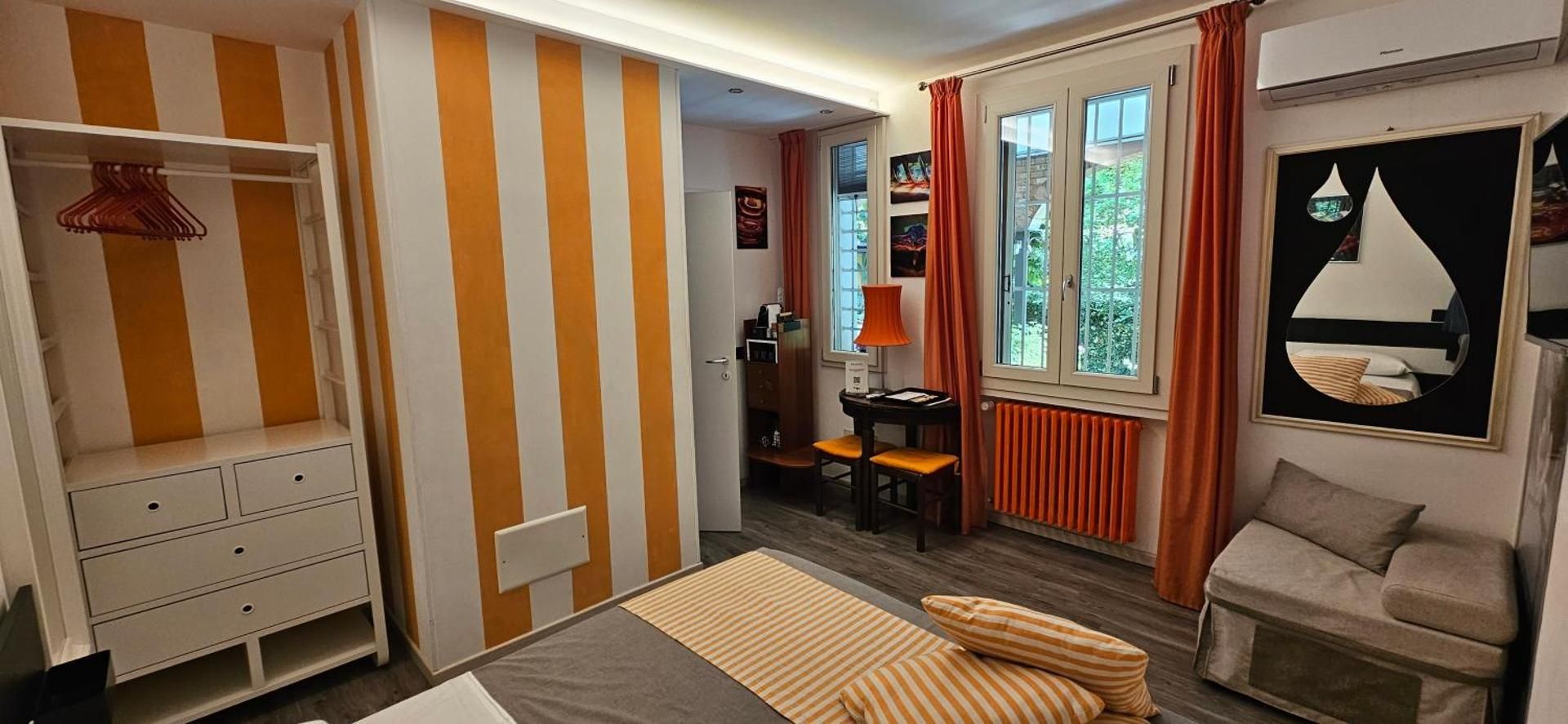 Triple Room with Private Bathroom