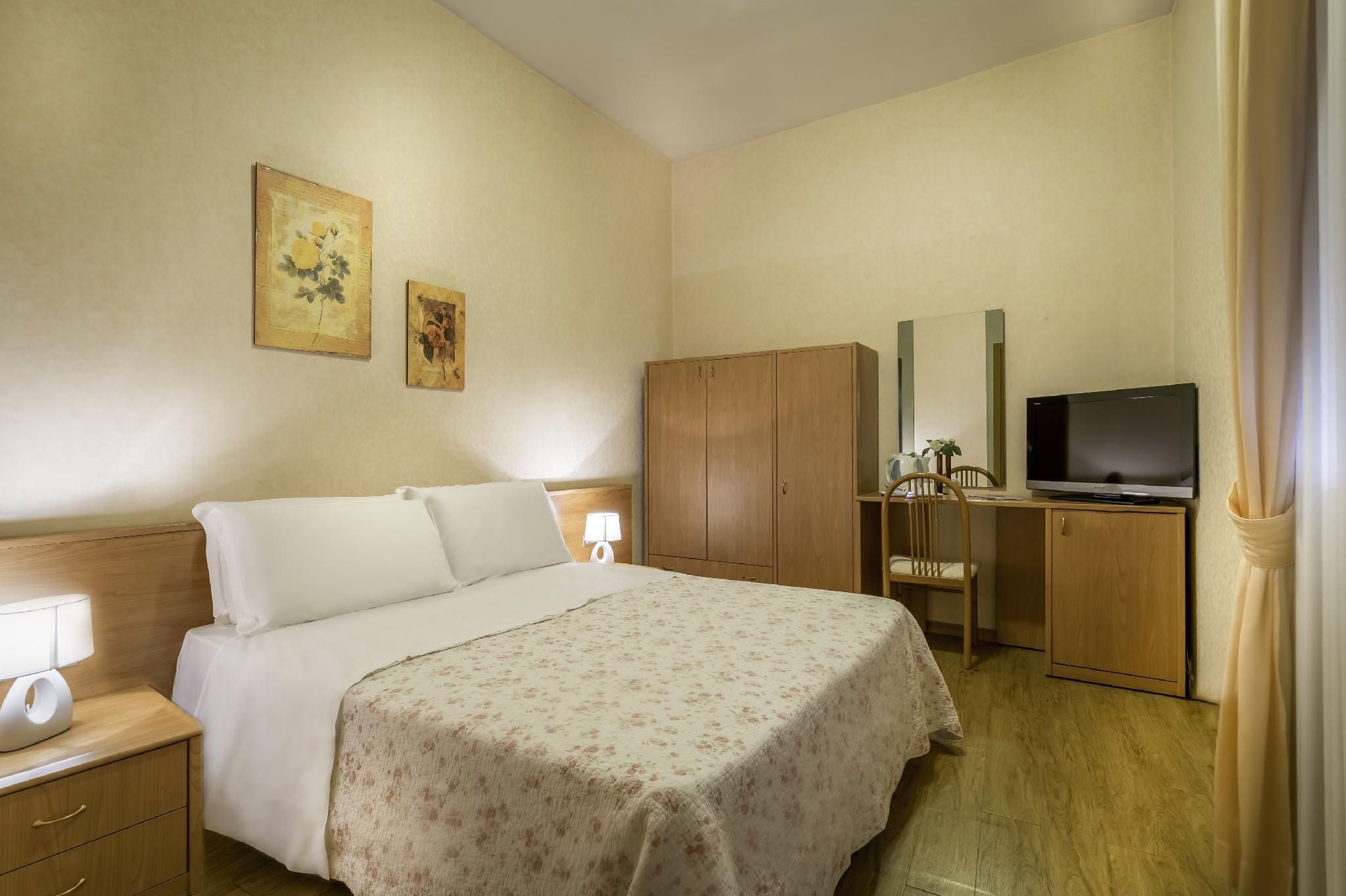 Hotel Donatello Double or Twin Room 2