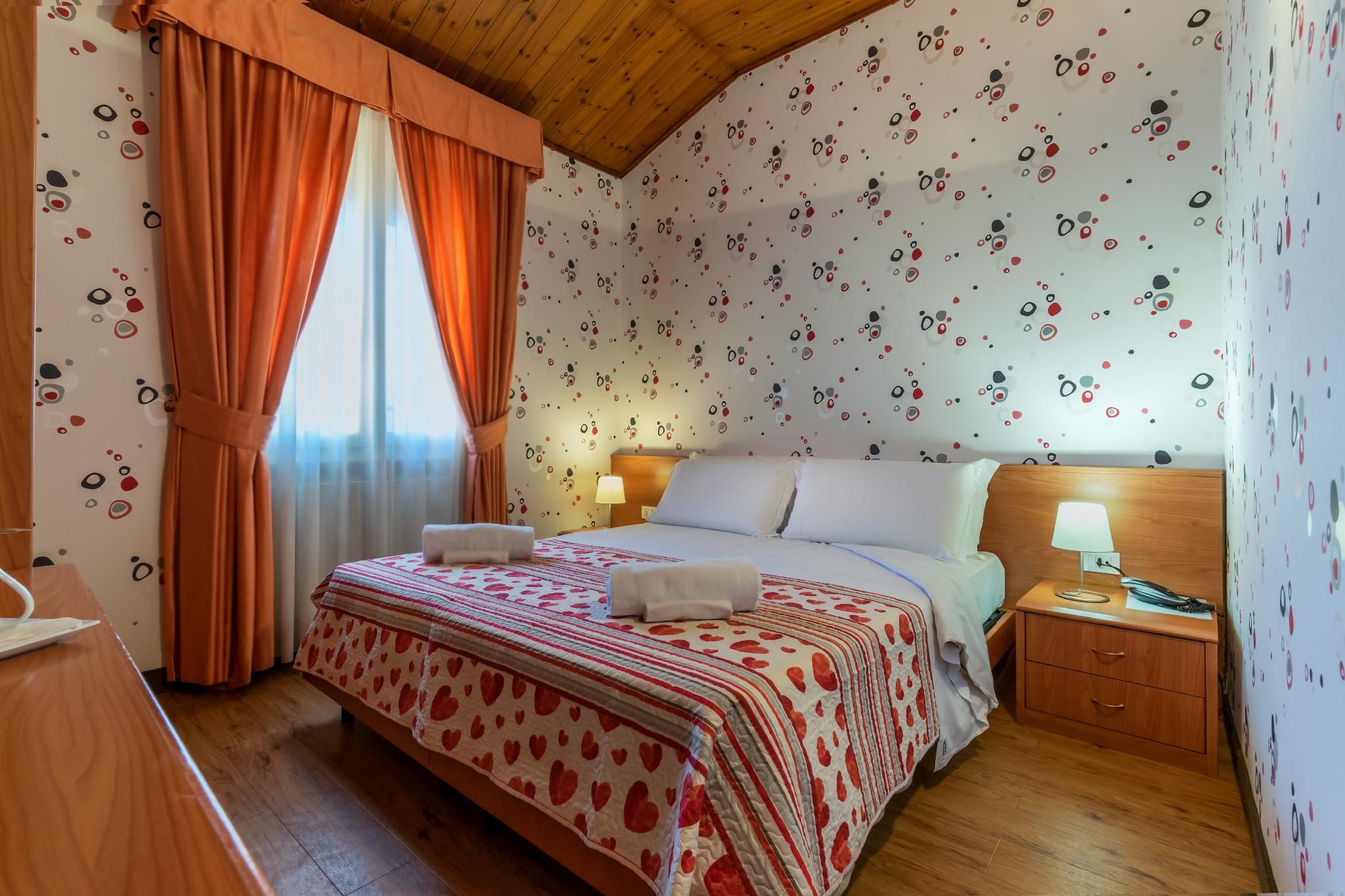 499b544e4a38e6d62a14b8c383f5c53f