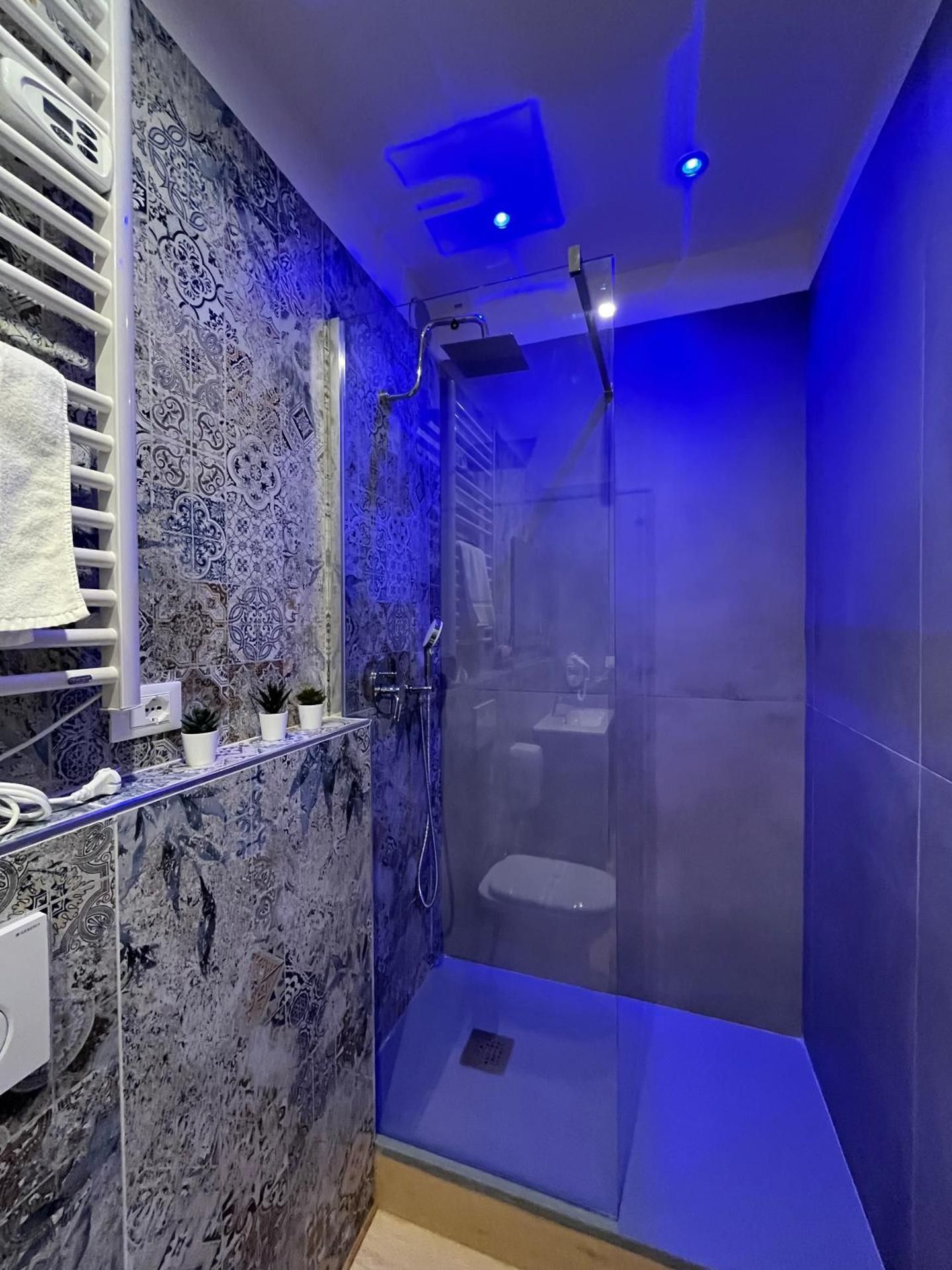 Triple Room with Private Bathroom