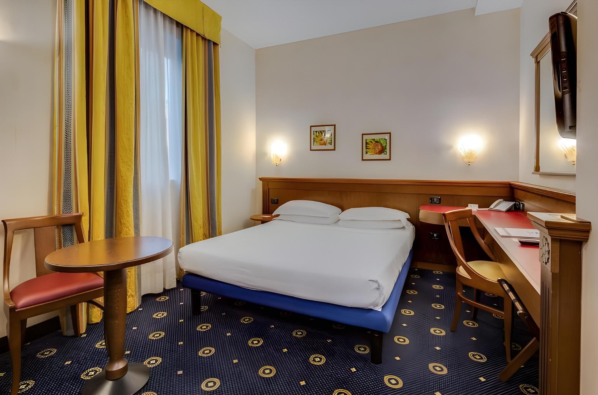 Classic Twin Room