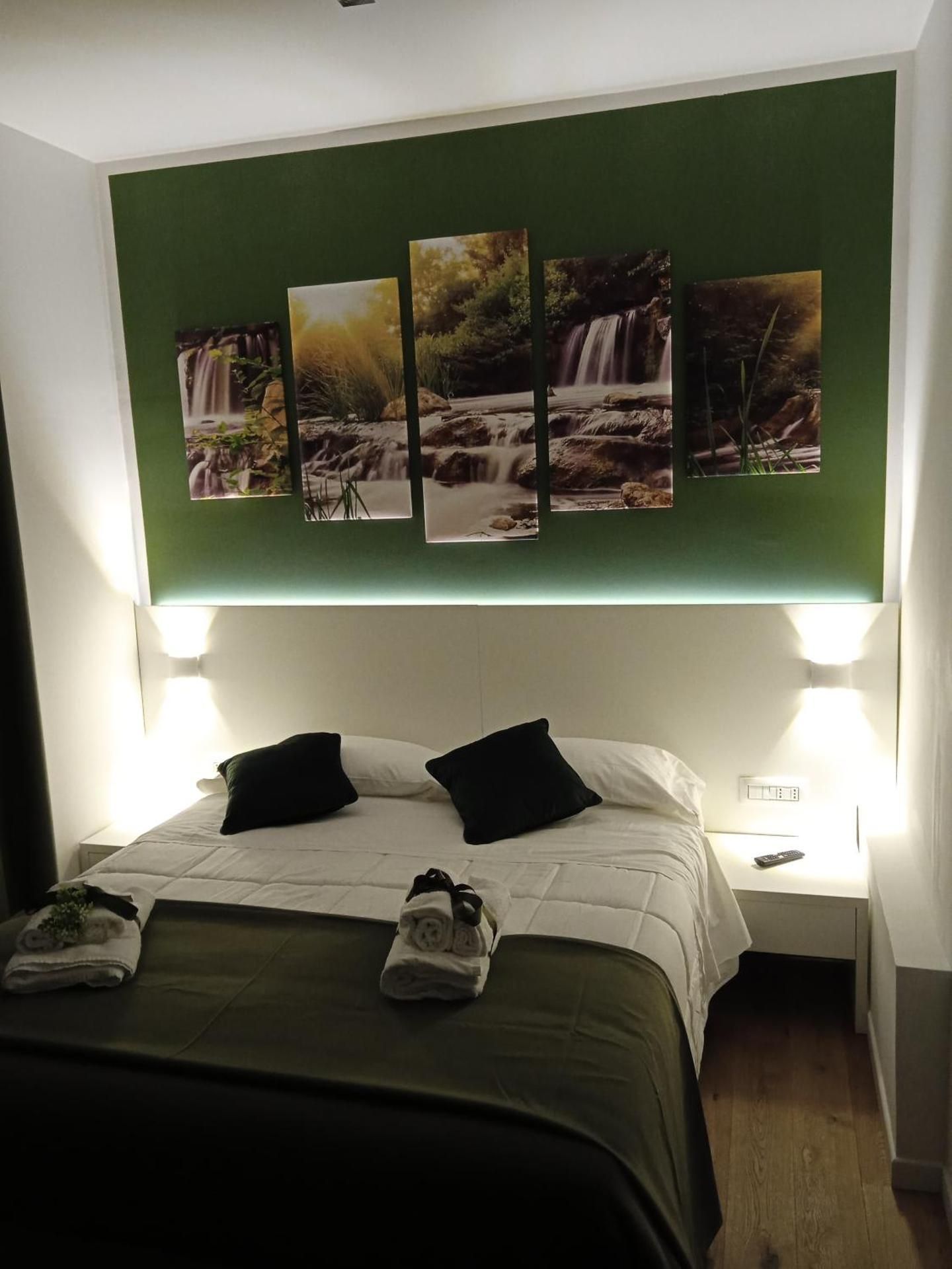 Double or Twin Room with Private Bathroom
