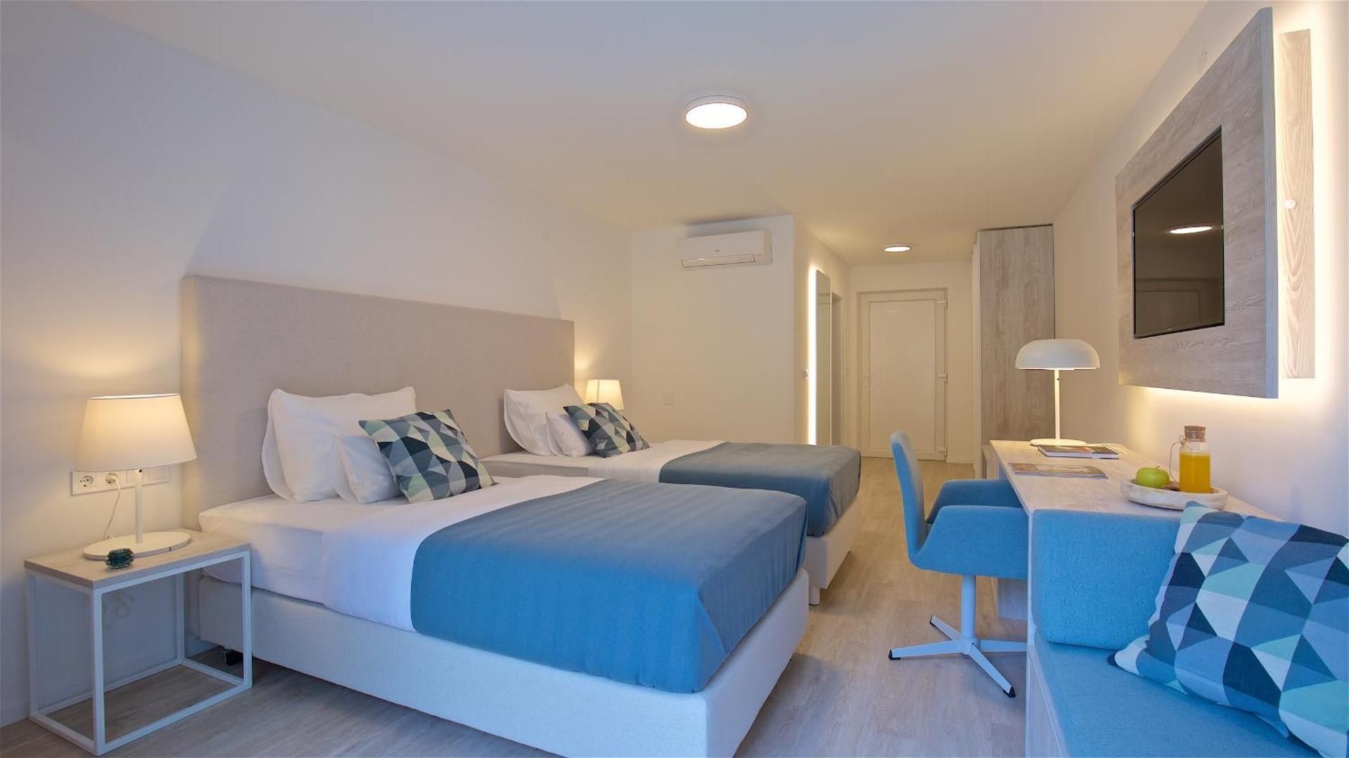 Deluxe Queen Room with Two Queen Beds