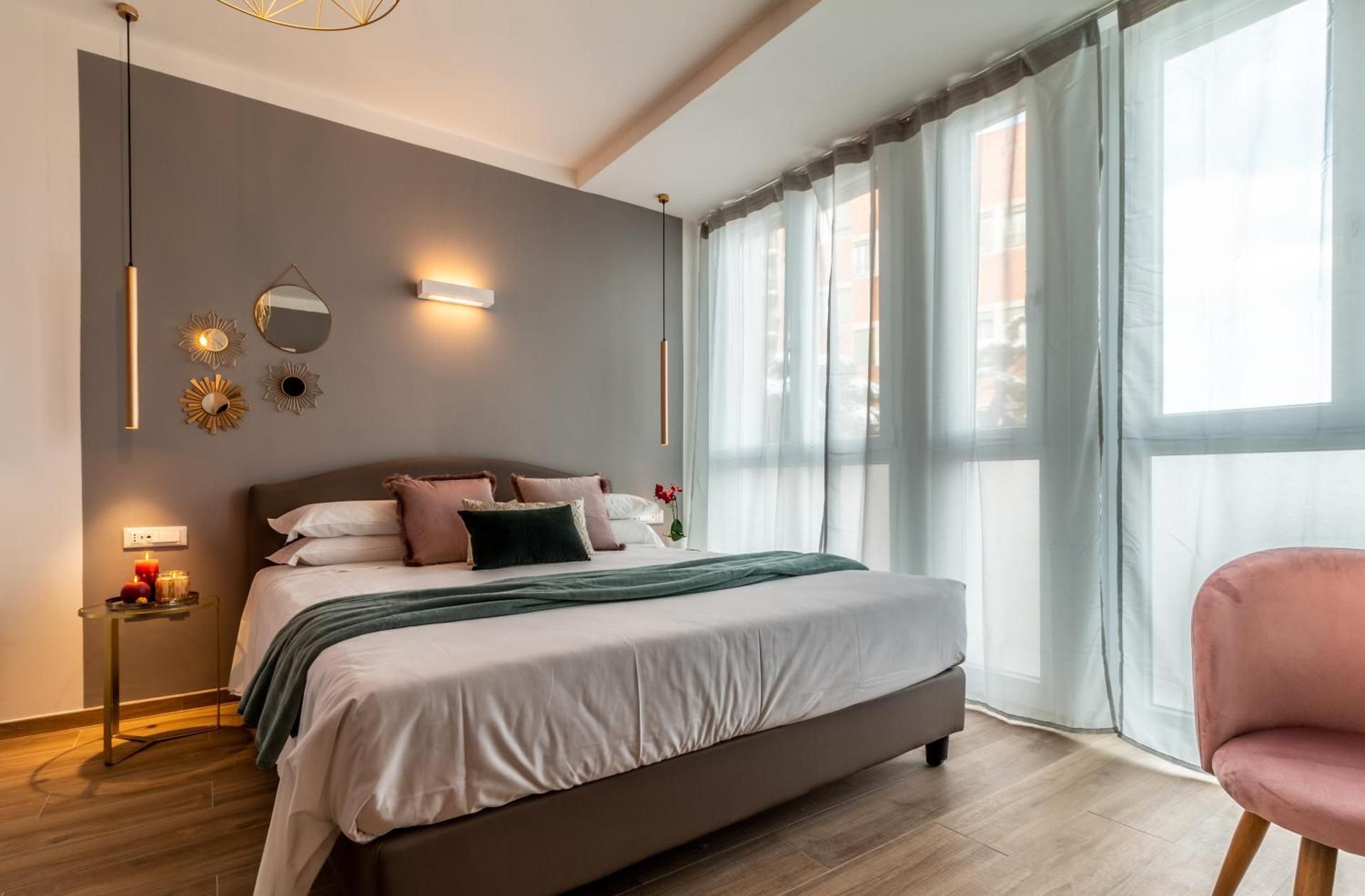 Deluxe Suite with Spa Bath