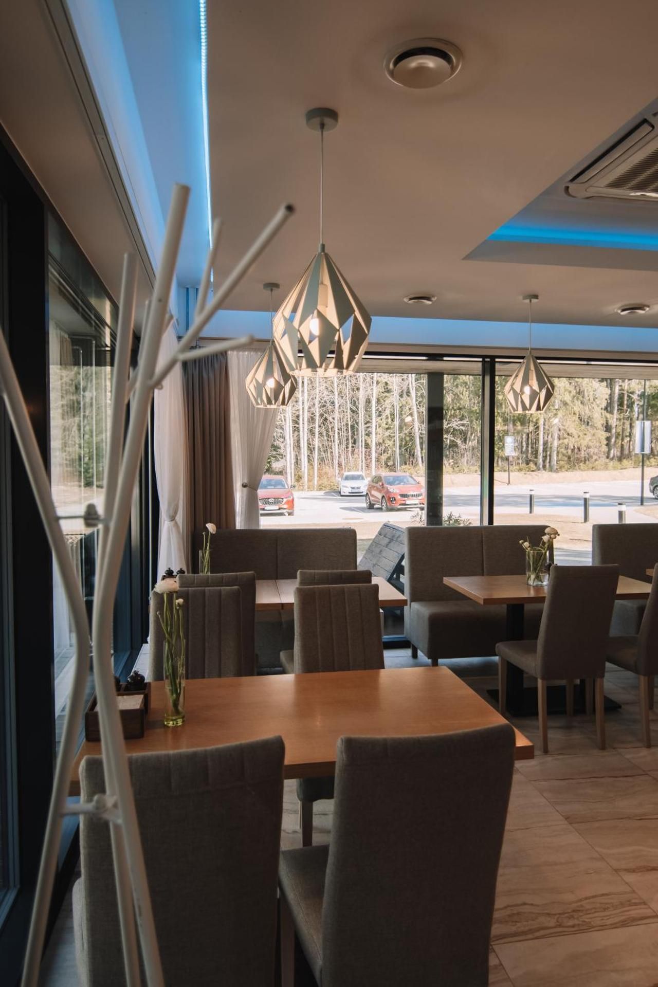 Merepargi ApartHotel & Cafe