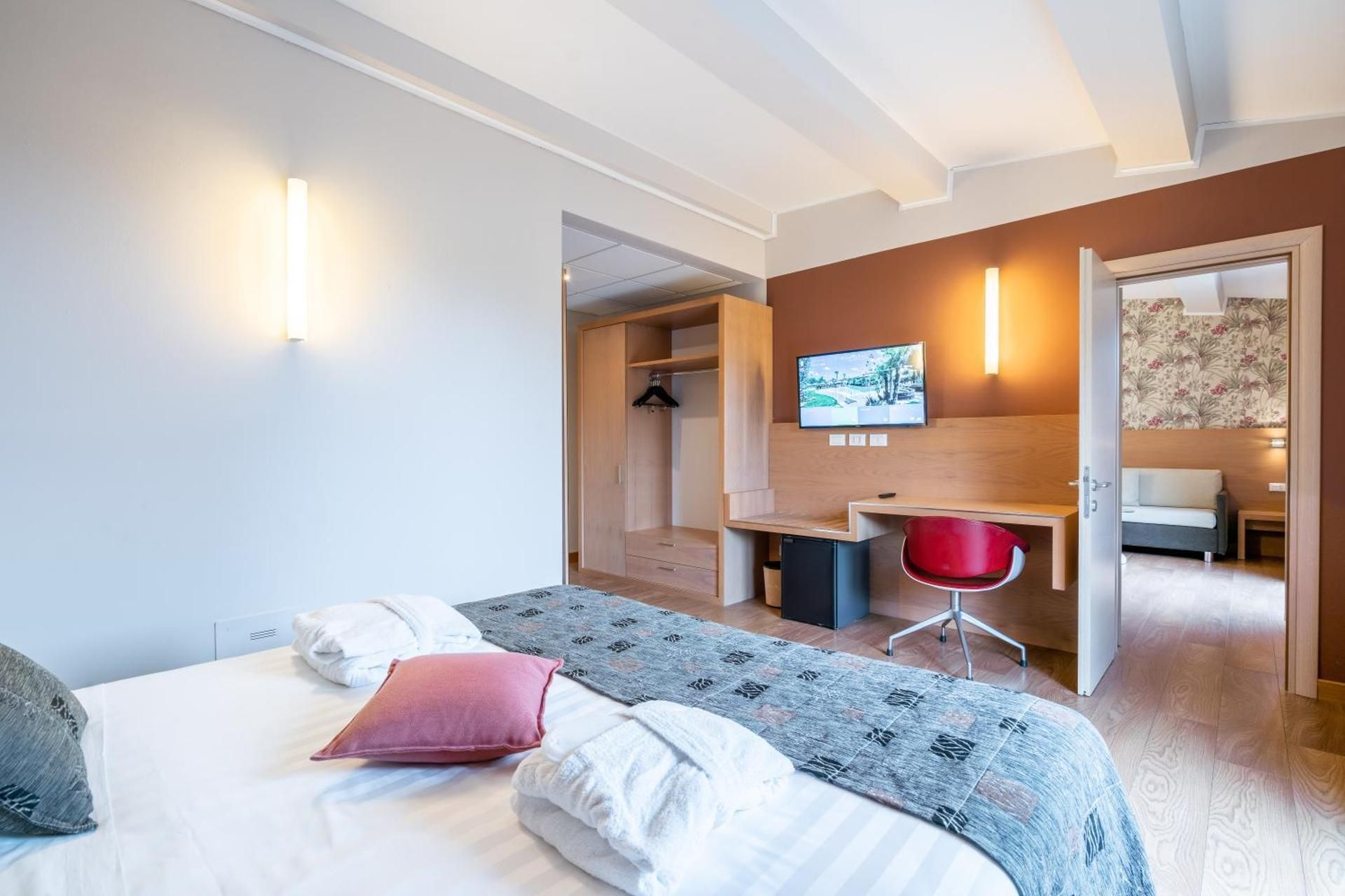 Deluxe Suite