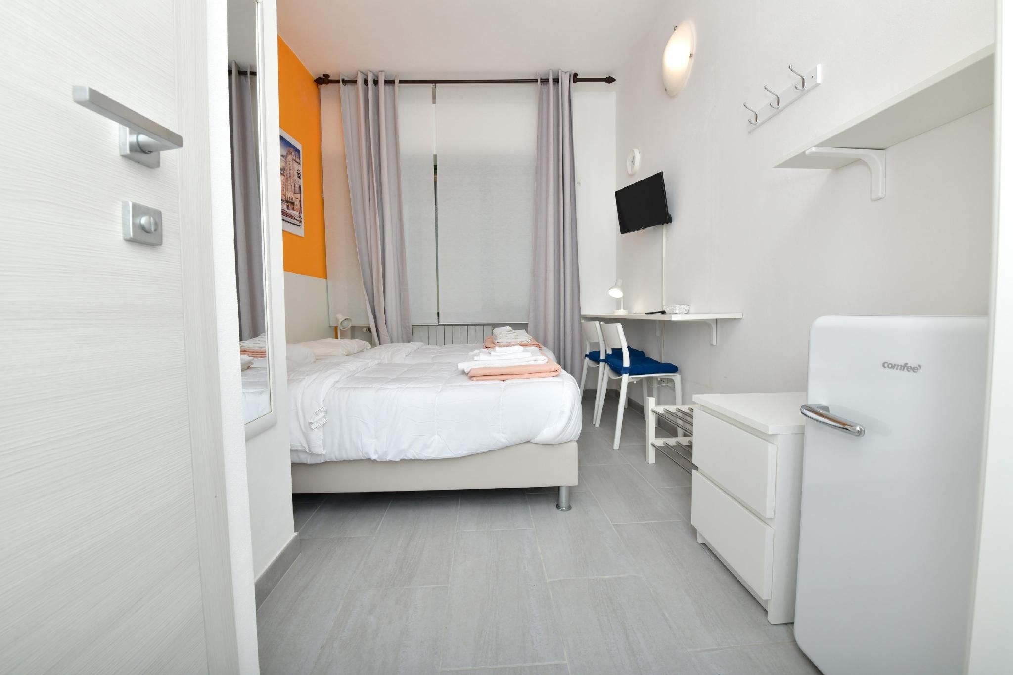 Camera doppia-Esclusivo-Bagno in camera con doccia-Vista sul cortile-Camera doppia/matrimonial