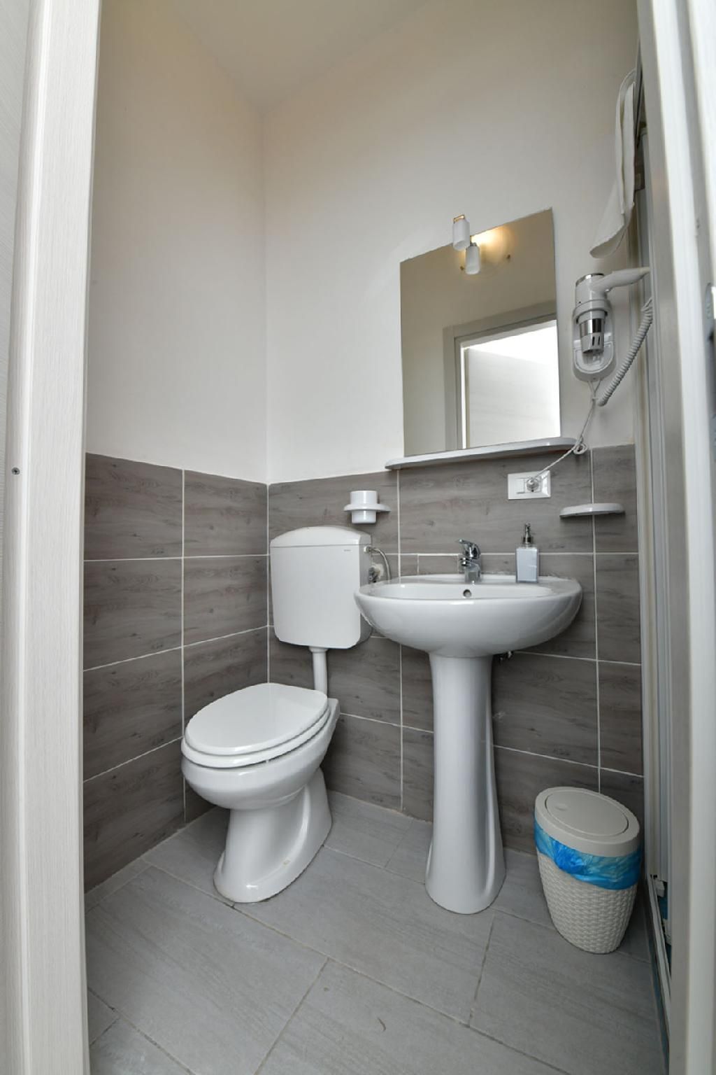 Camera doppia-Esclusivo-Bagno in camera con doccia-Vista sul cortile-Camera doppia/matrimonial