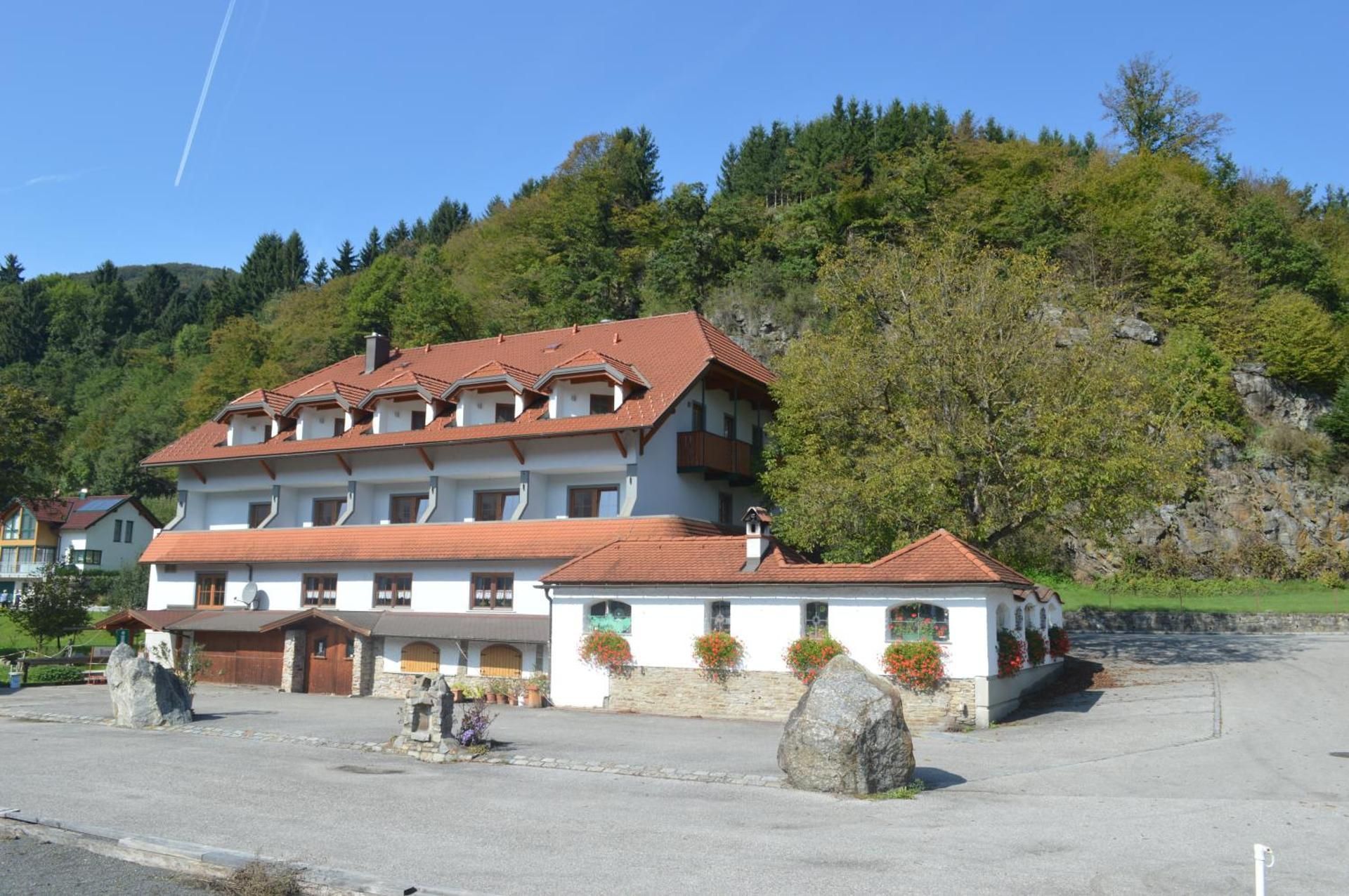 PENSION Hinterleithner